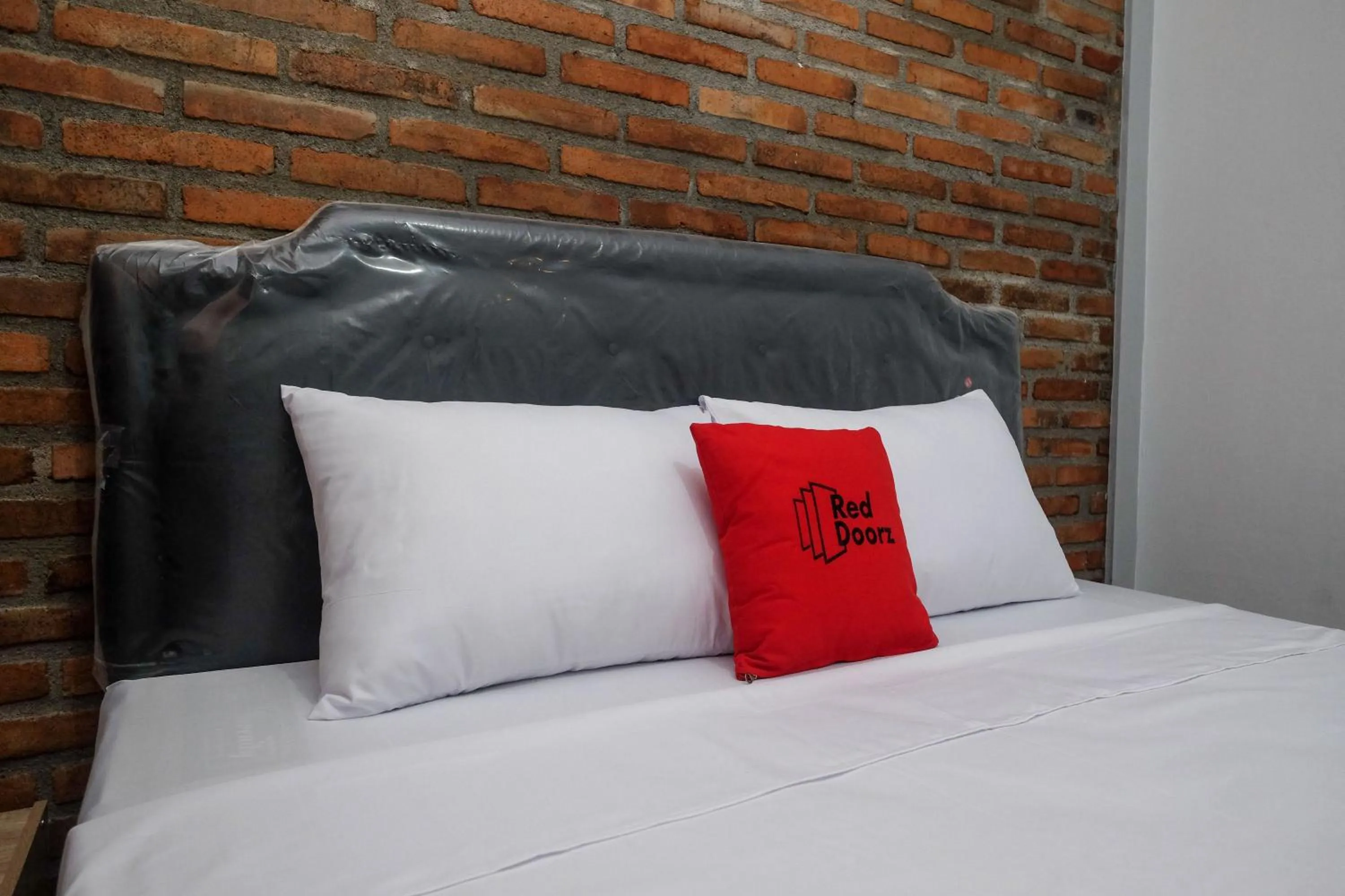 Bed in RedDoorz @ Jalan Ringroad Selatan 2