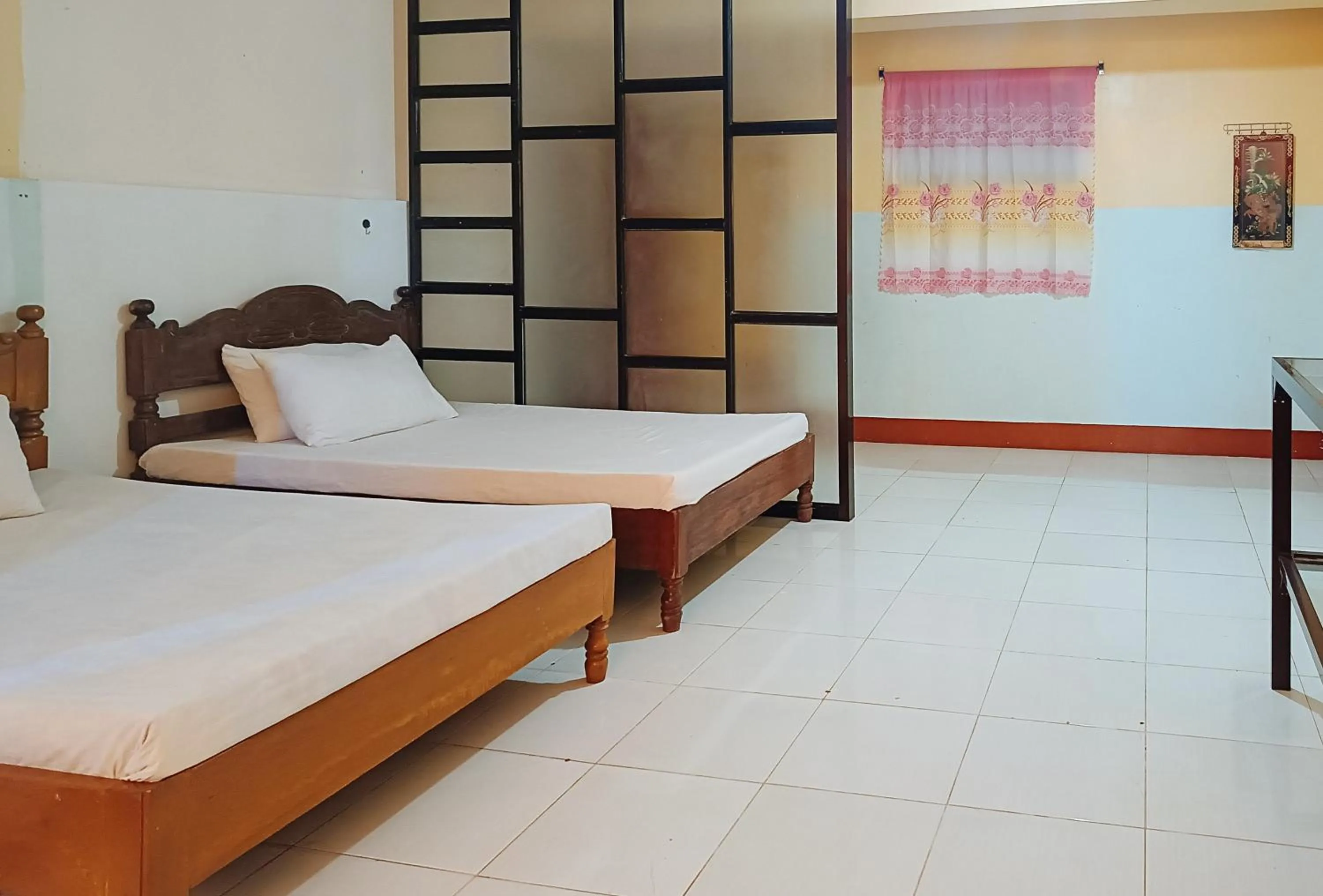 Bed in RedDoorz @ Grand Valley Hotel Junction Luna Cagayan