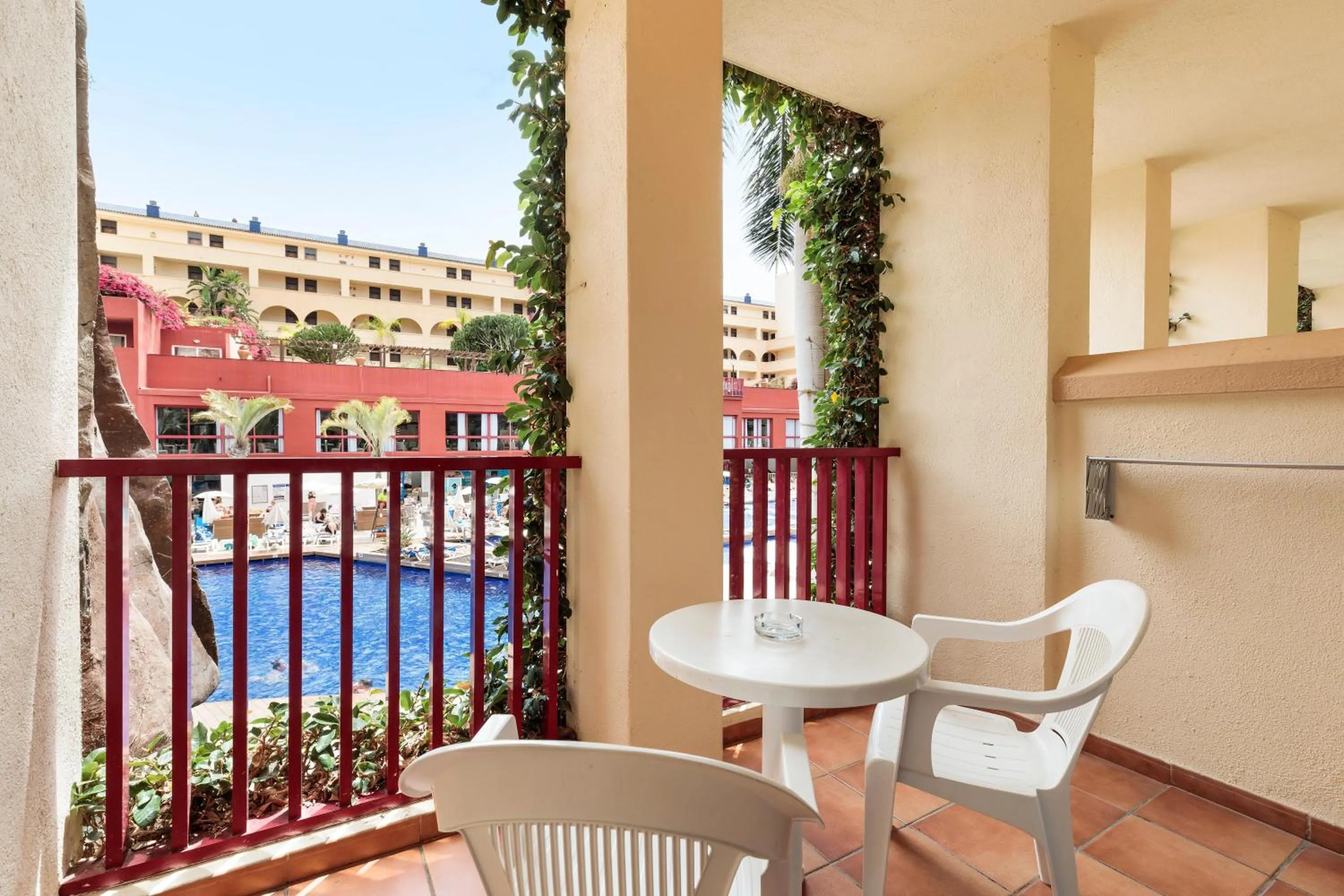 View (from property/room) in Hotel Best Jacaranda