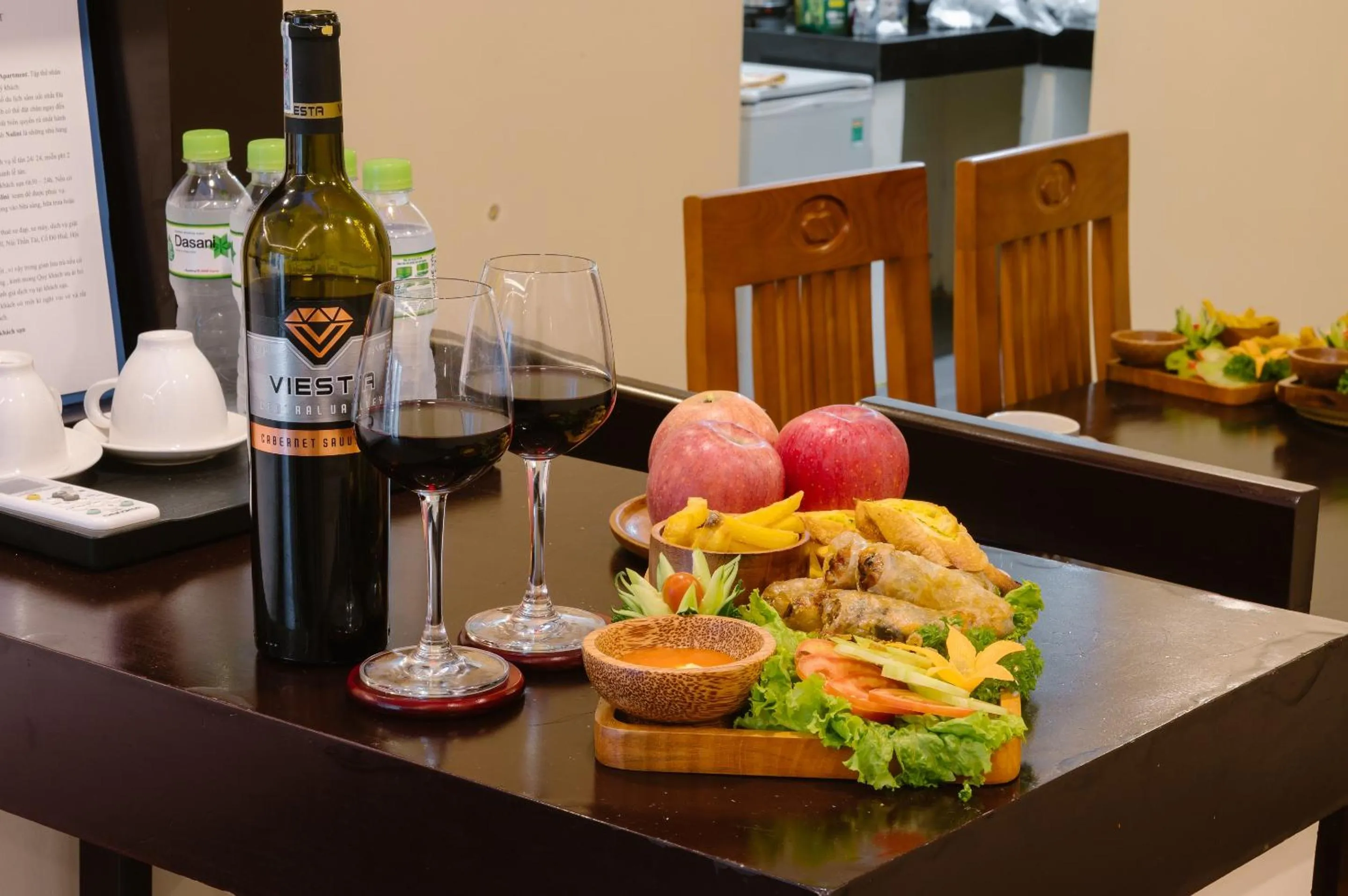 Food and drinks in NALINI Hotel & Apartment