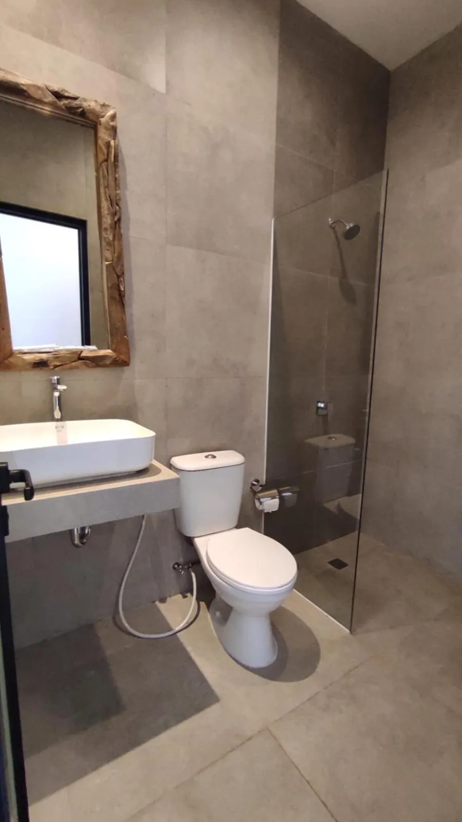 Bathroom in Rabasta Enjoy Kuta