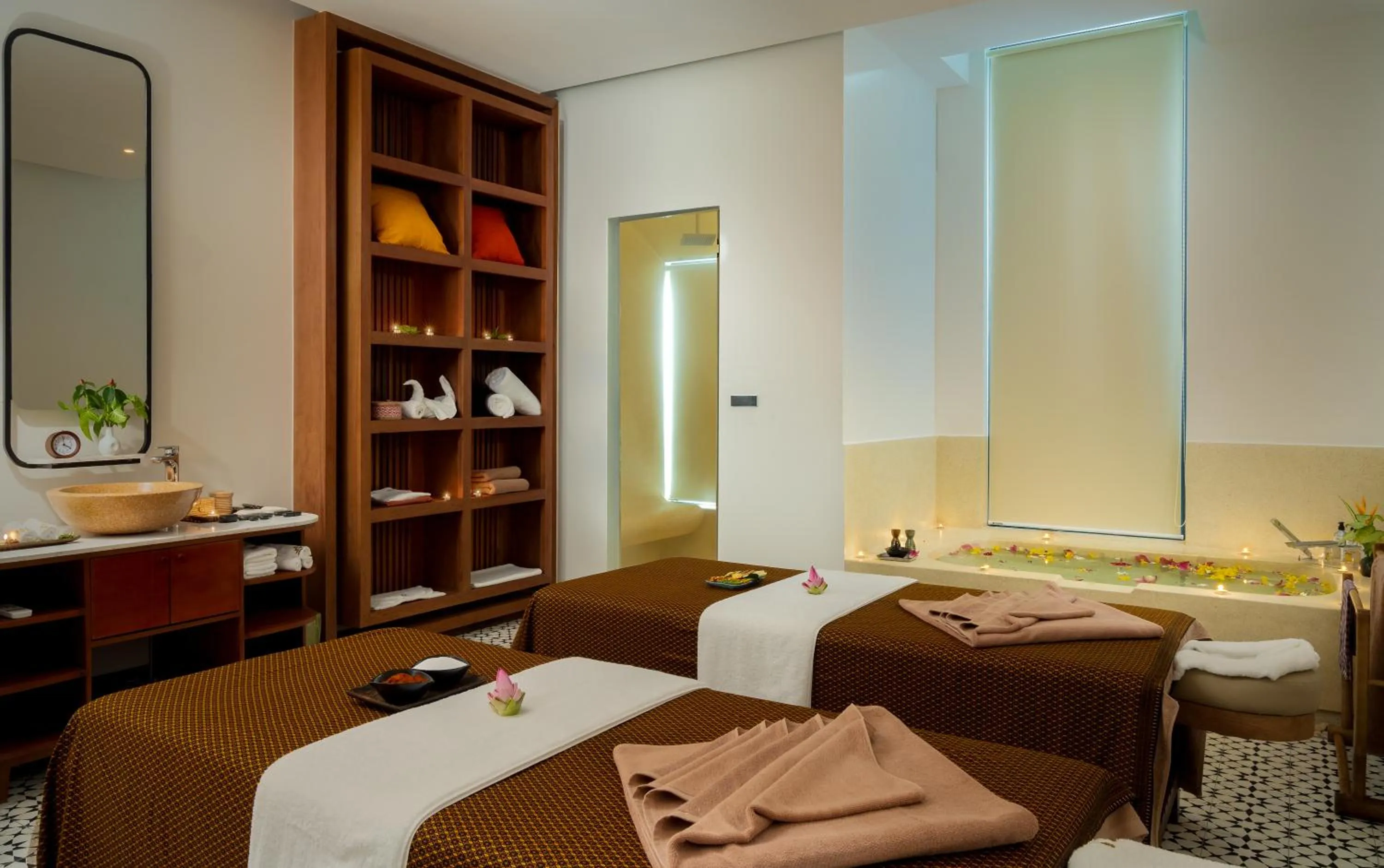 Spa and wellness centre/facilities, Bed in WAKA VILLA Private Pool Resort & Spa - Adults Only