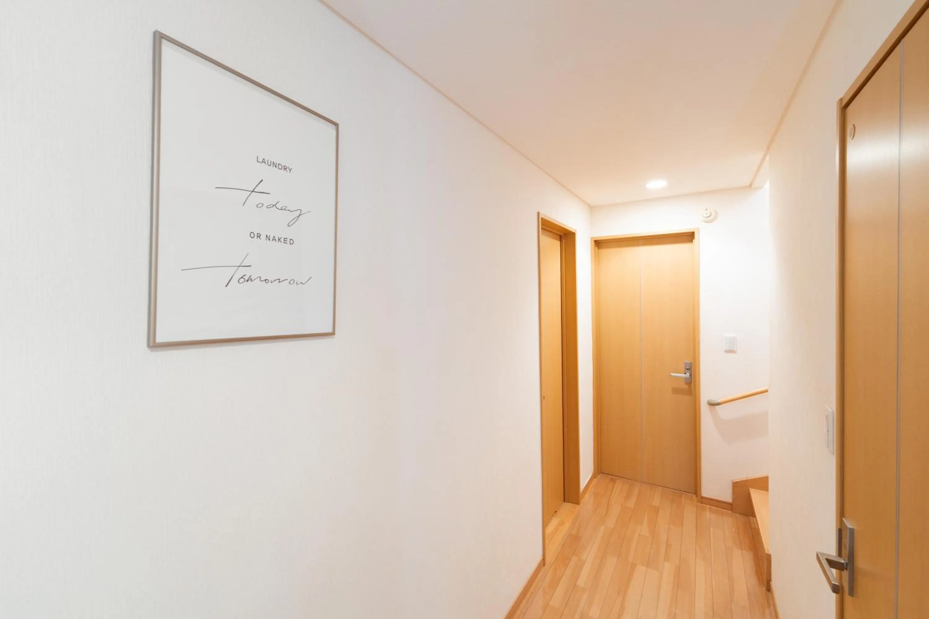 On site in Higashi Shinjuku Modern house