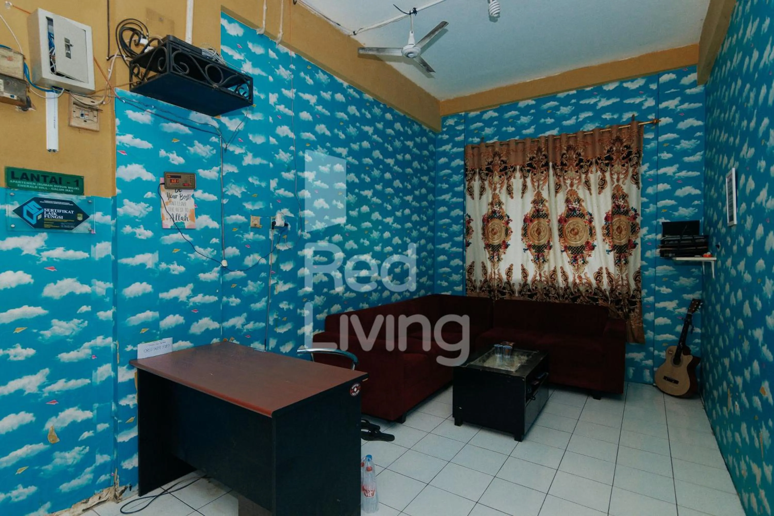 Lobby or reception in RedLiving Apartemen Emerald Hill - SR Rooms Tower Green