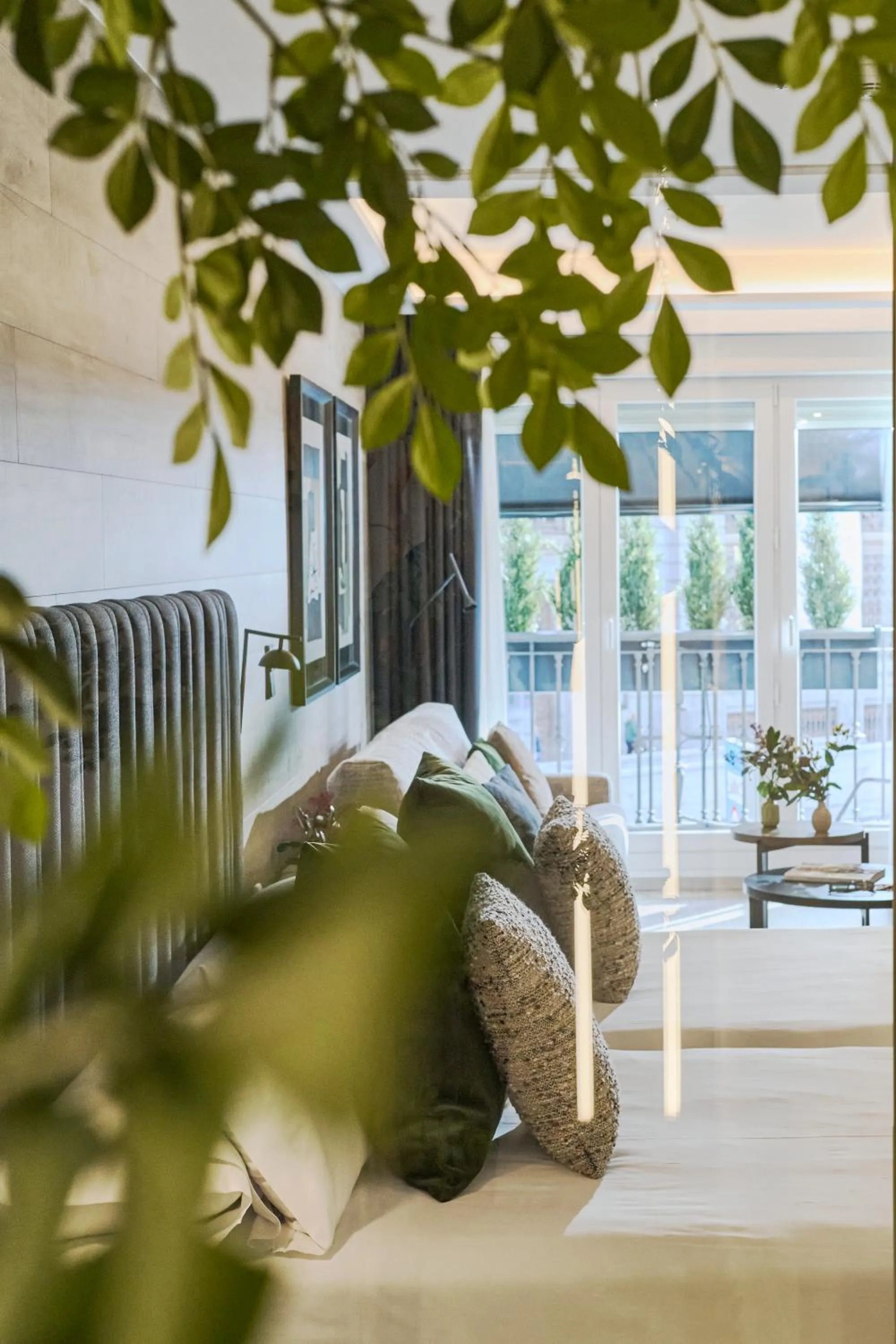 Decorative detail, Bed in Hotel Regina