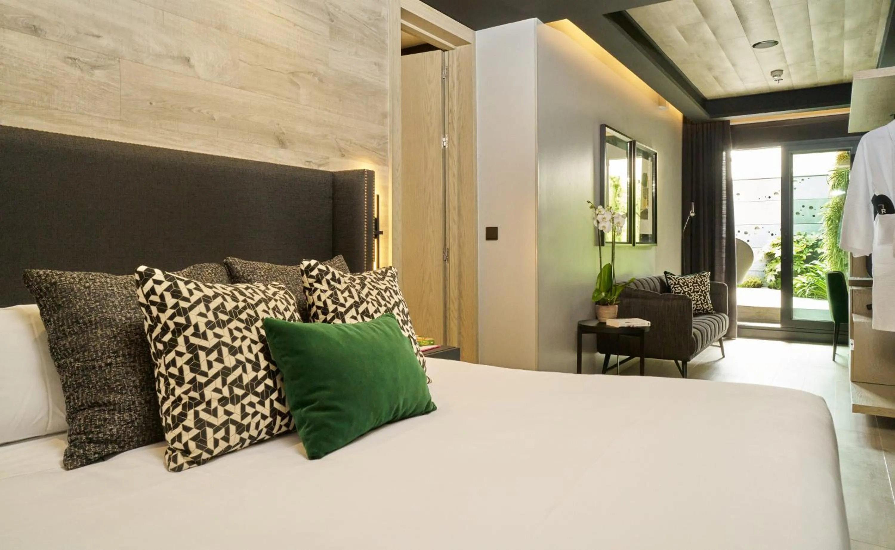 Bedroom, Bed in Hotel Regina