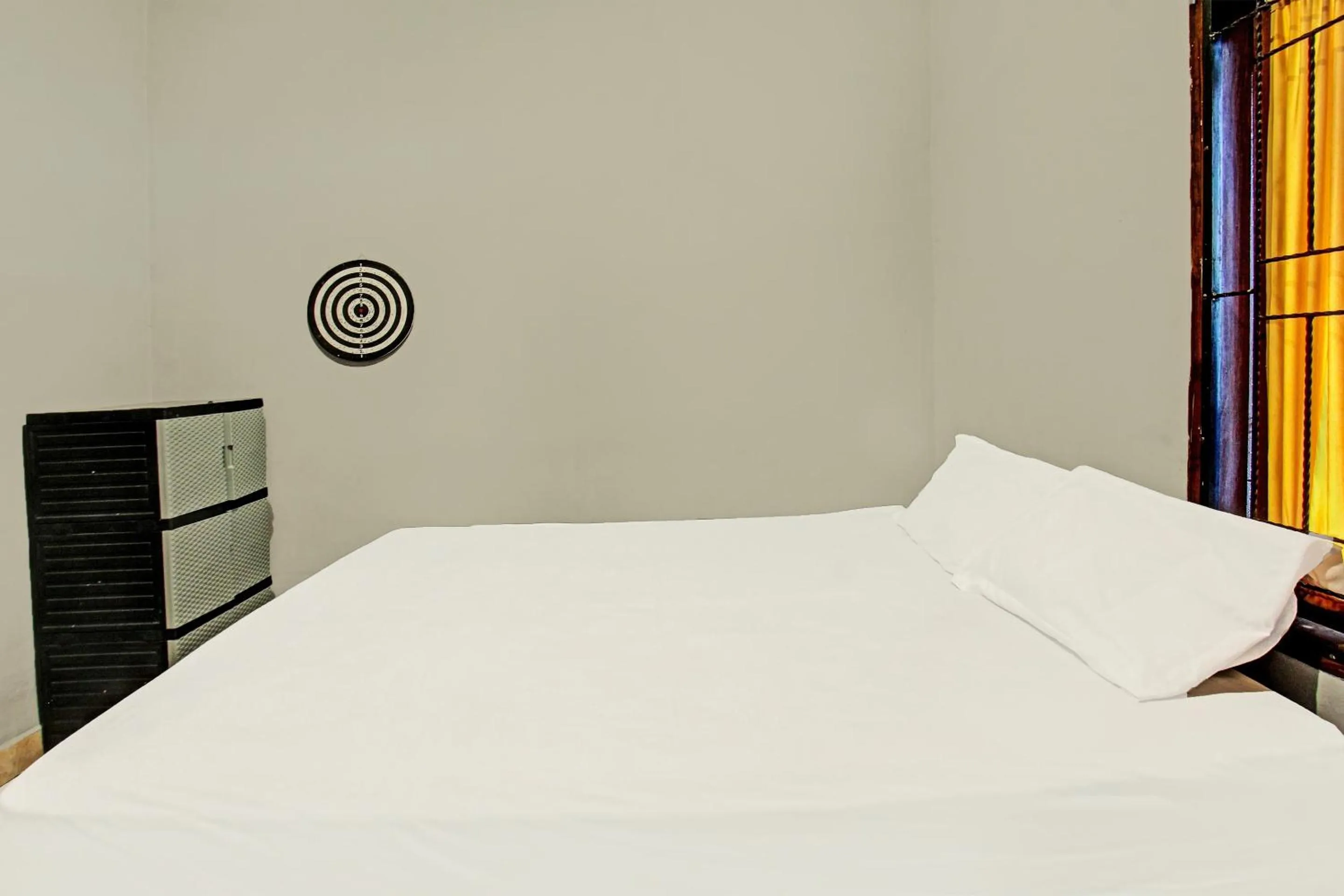 Bedroom, Bed in Hotel O Diwi Homestay