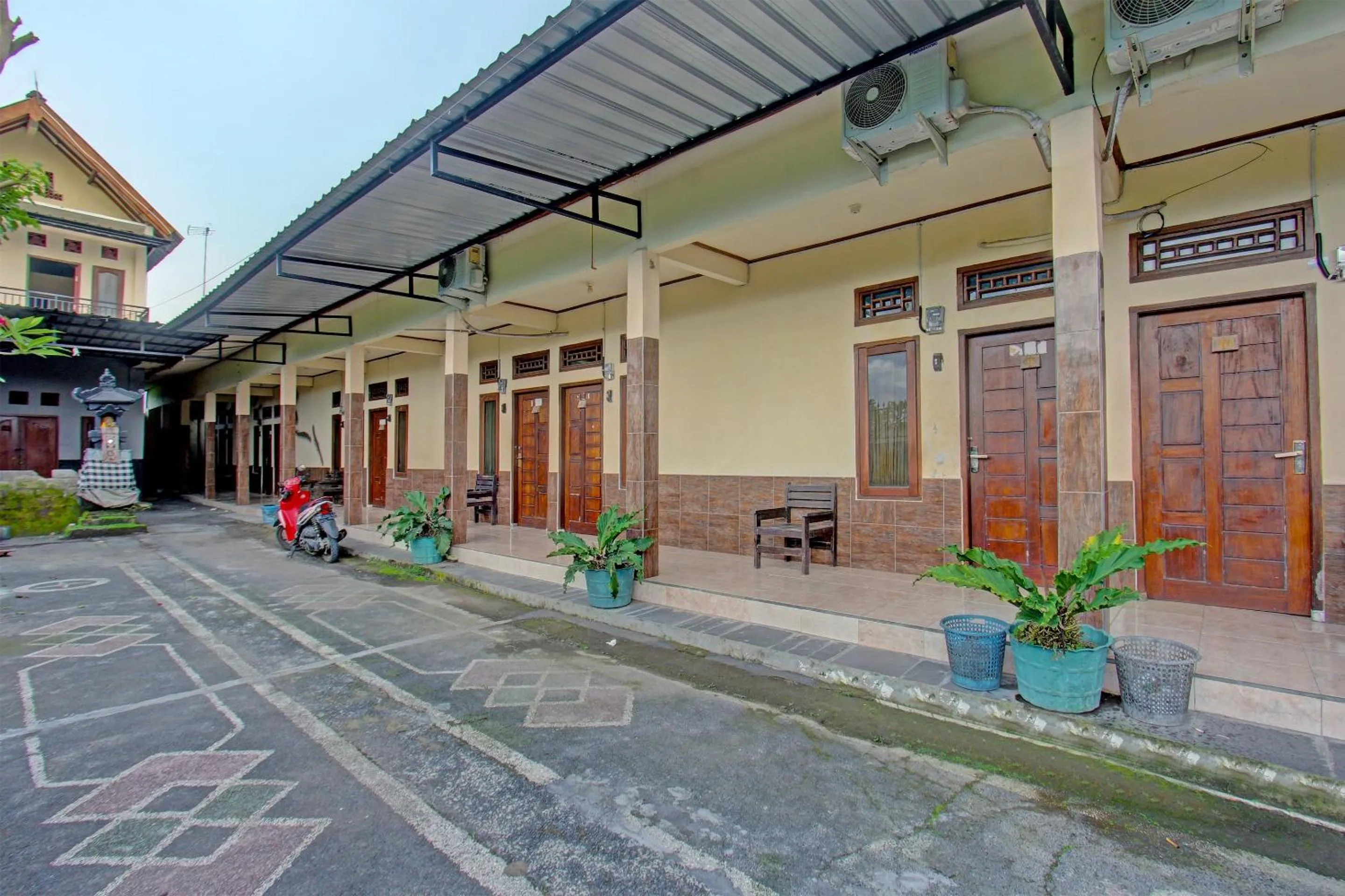 Facade/entrance in Hotel O Diwi Homestay