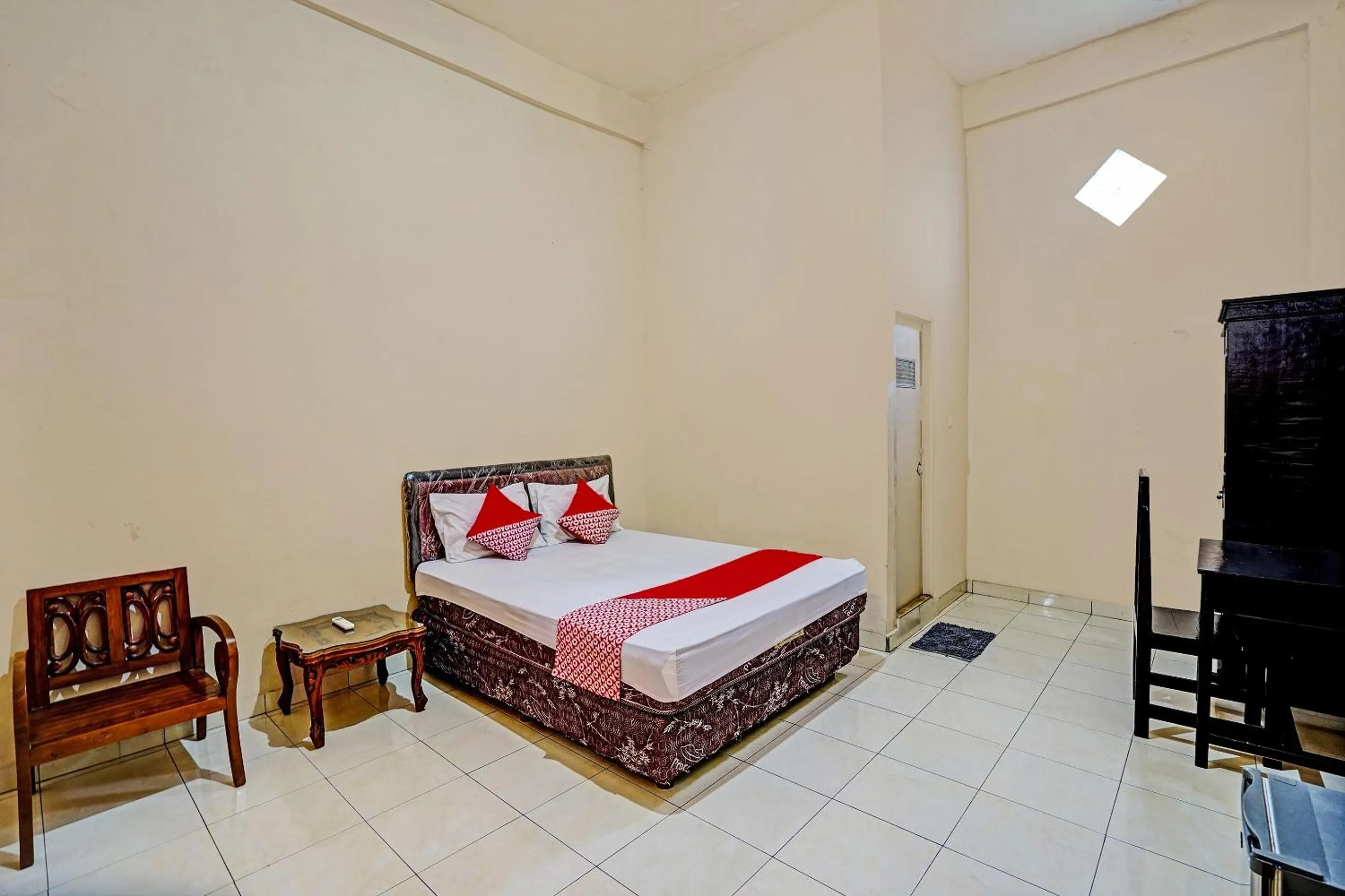 Bedroom, Bed in OYO Life 91984 Taufik Kost Syariah