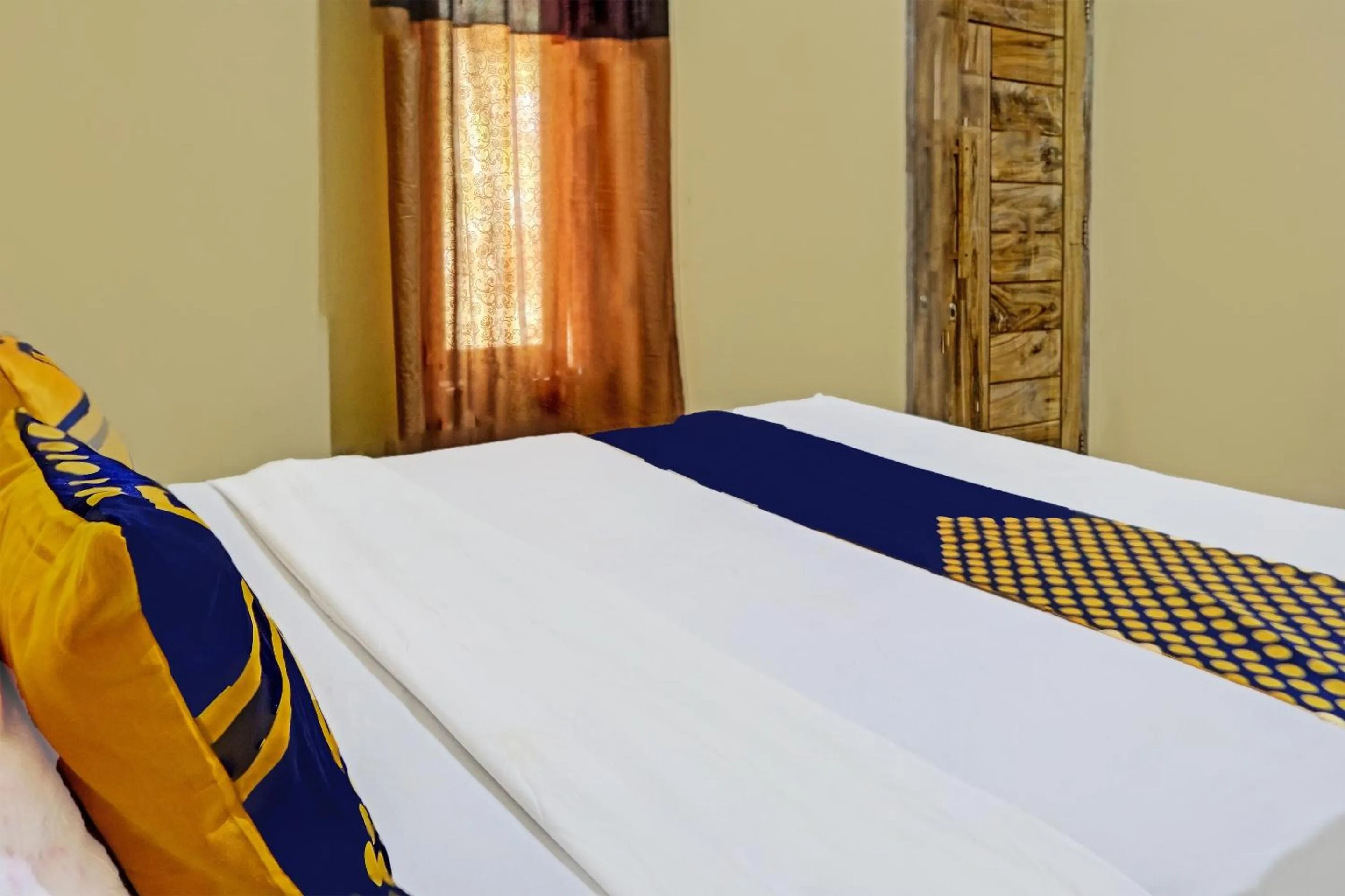 Bedroom, Bed in OYO Life 91988 Azka Homestay Klayar