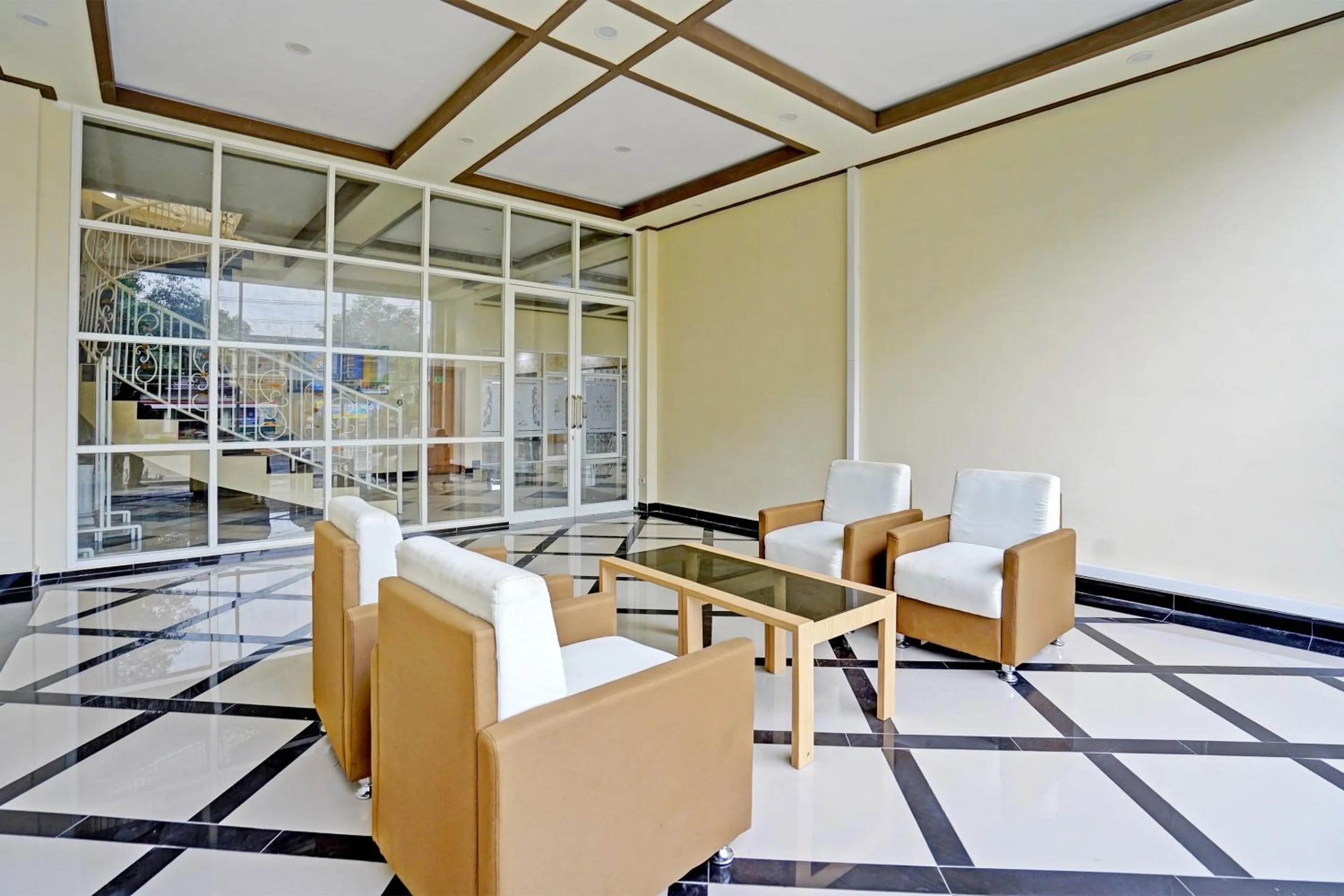 Lobby or reception in OYO 91997 Edhotel Smk Models Syariah