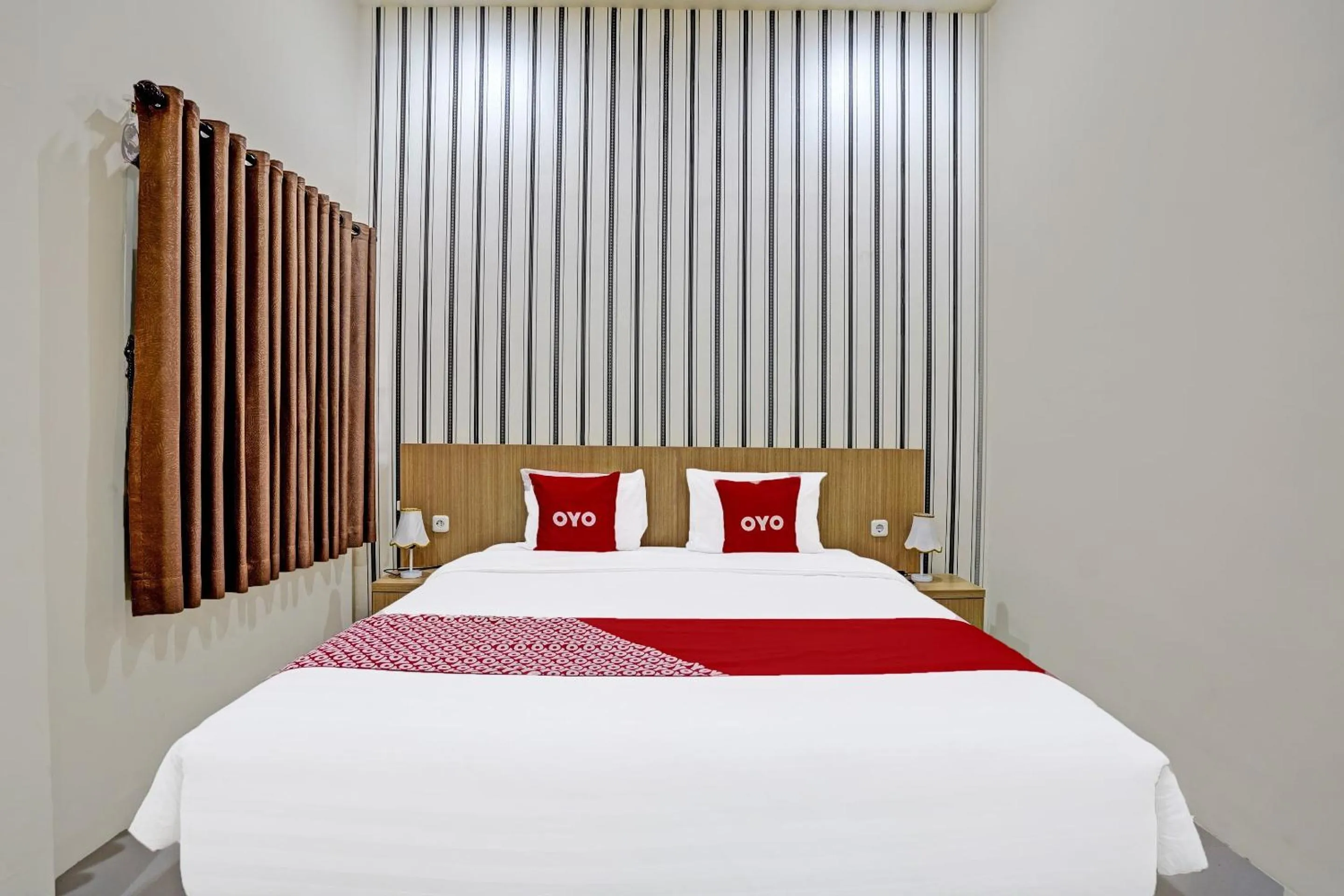 Bedroom, Bed in OYO 91997 Edhotel Smk Models Syariah
