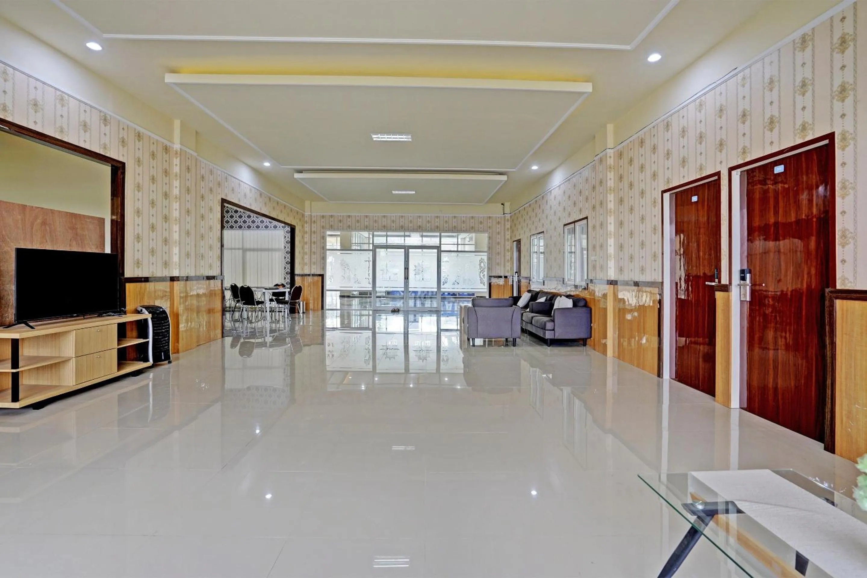 Lobby or reception in OYO 91997 Edhotel Smk Models Syariah