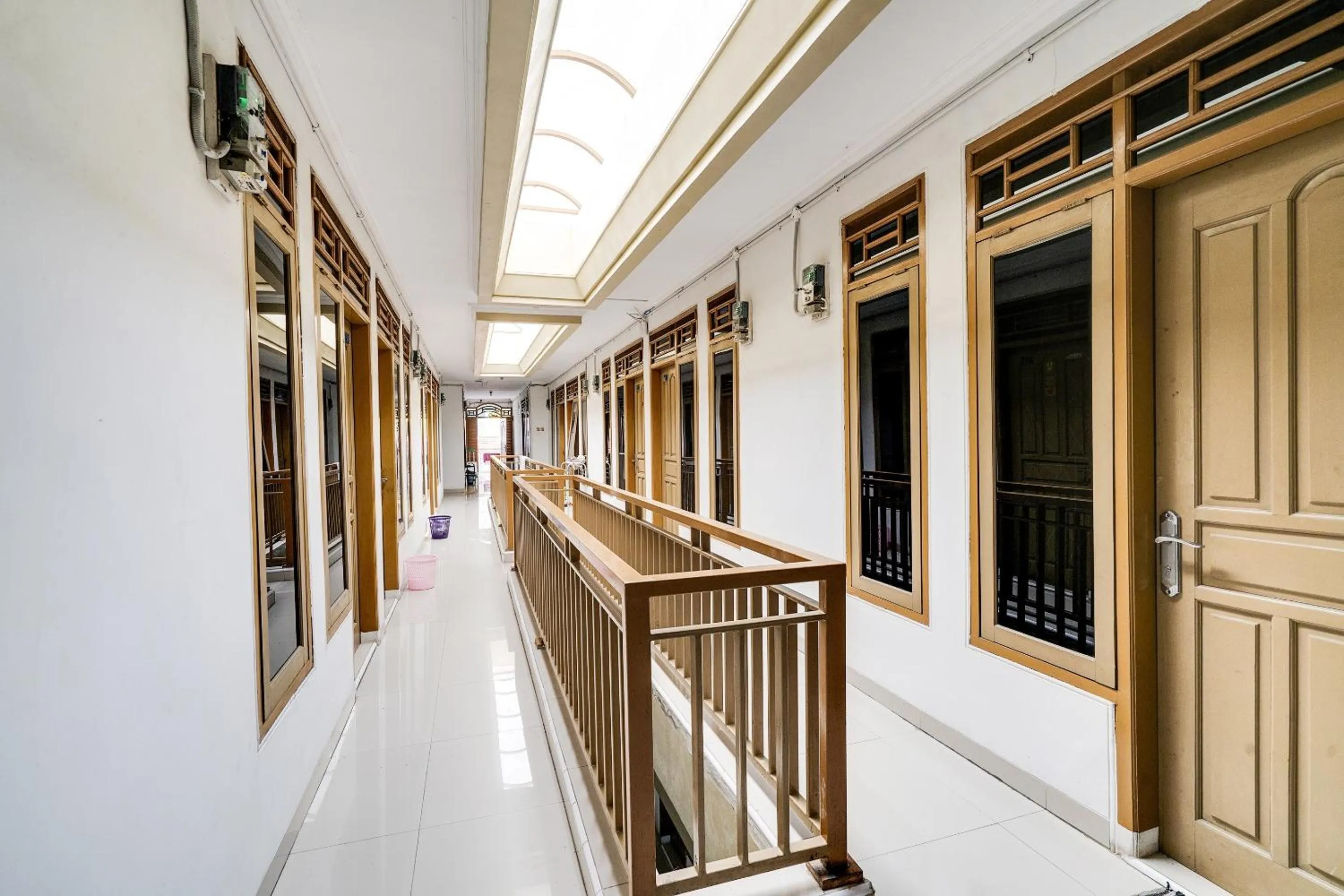 Lobby or reception in OYO Life 91994 Sawerigading Jatinangor Syariah