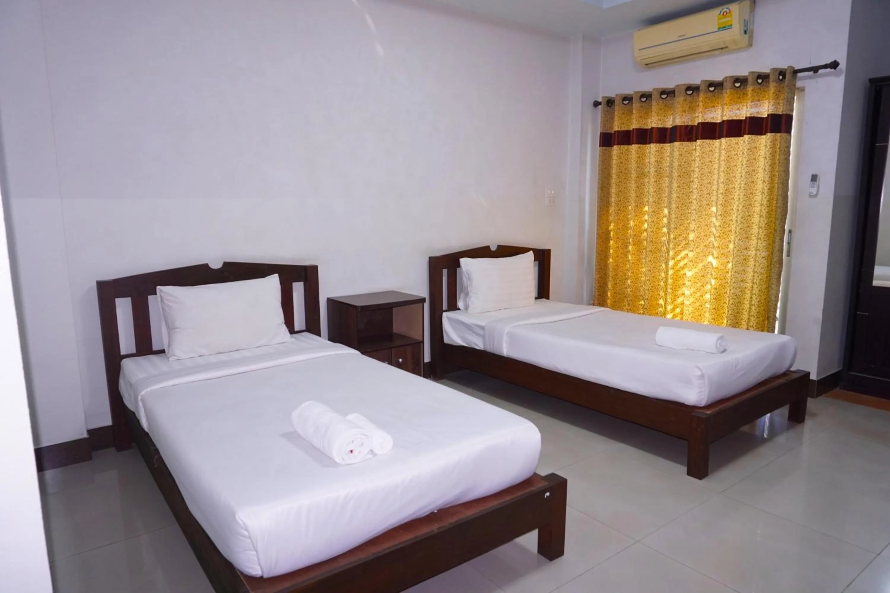 Bed in Tamnak Lanta @Chiang Mai