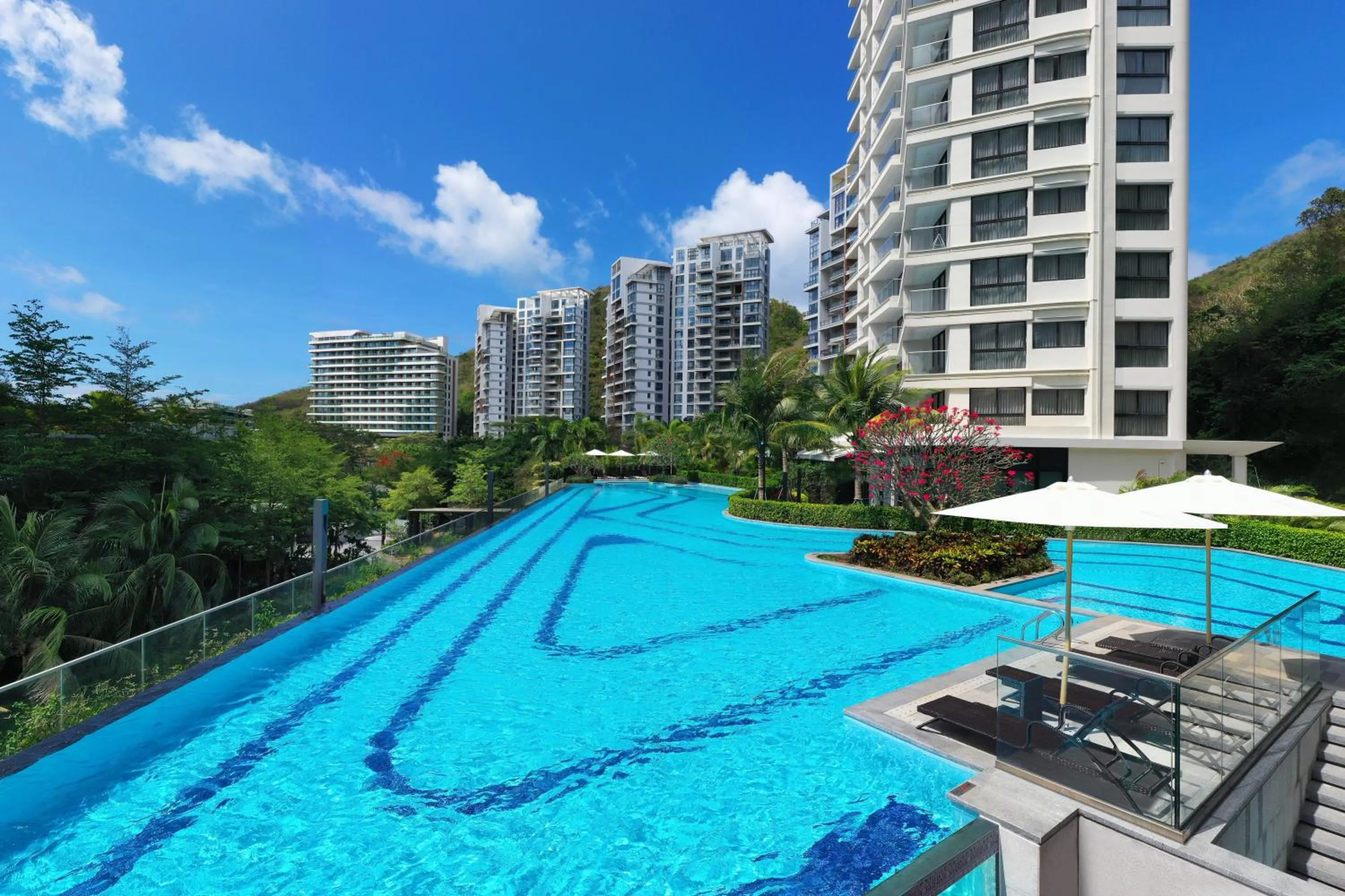 Pool view in Ascott Dadonghai Bay Sanya