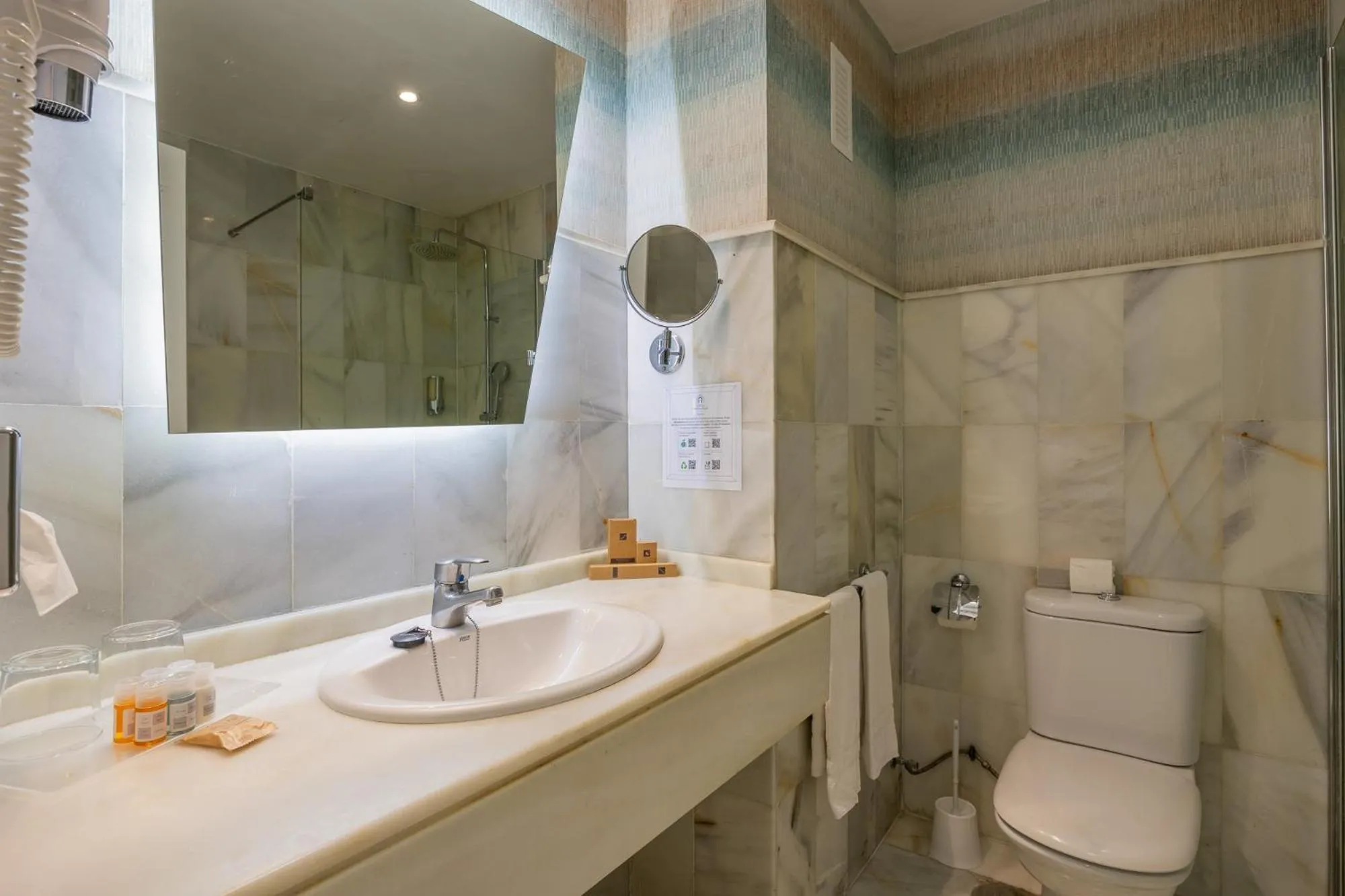 Bathroom in Atarazanas Málaga Boutique Hotel