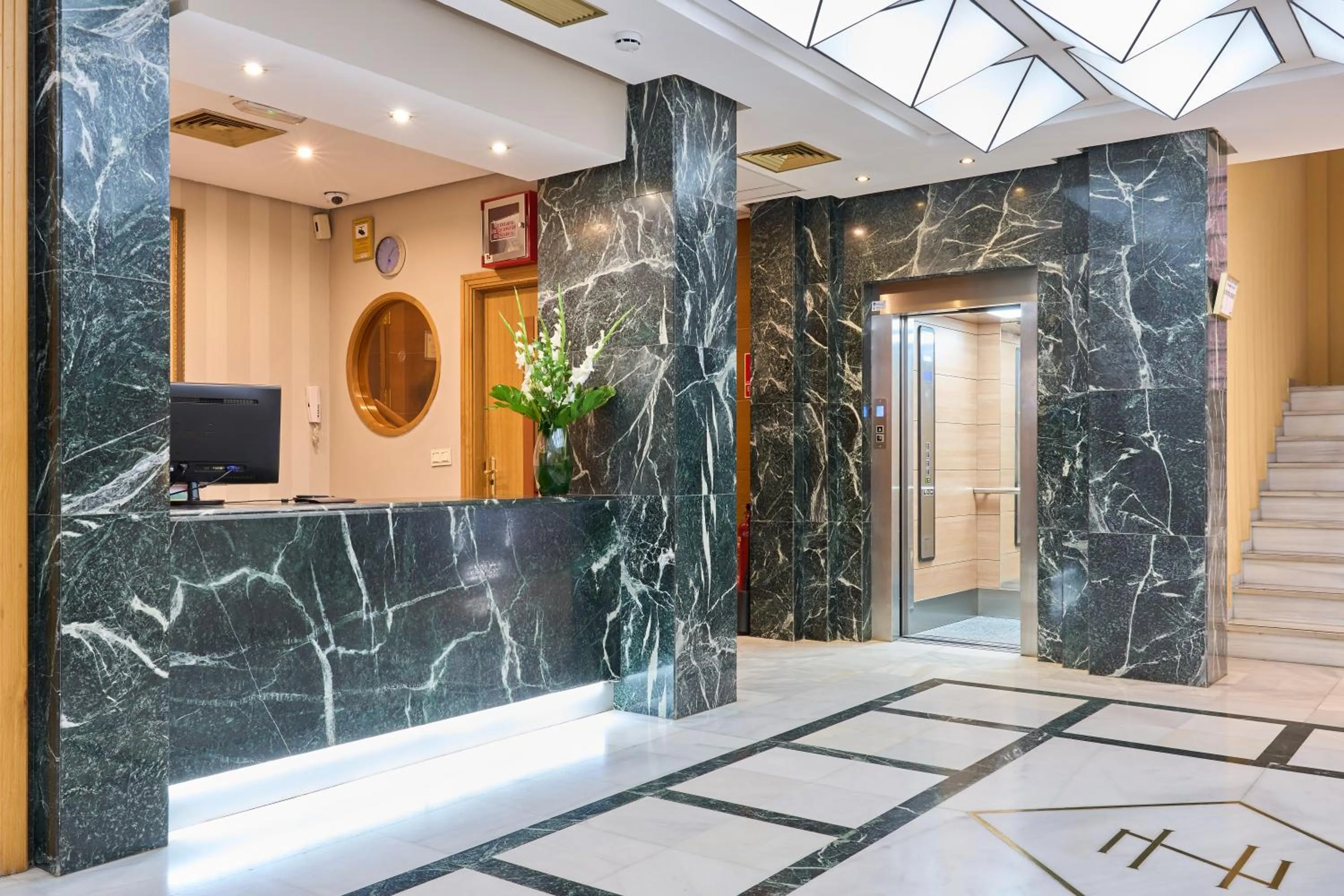 Lobby or reception in Porcel Navas