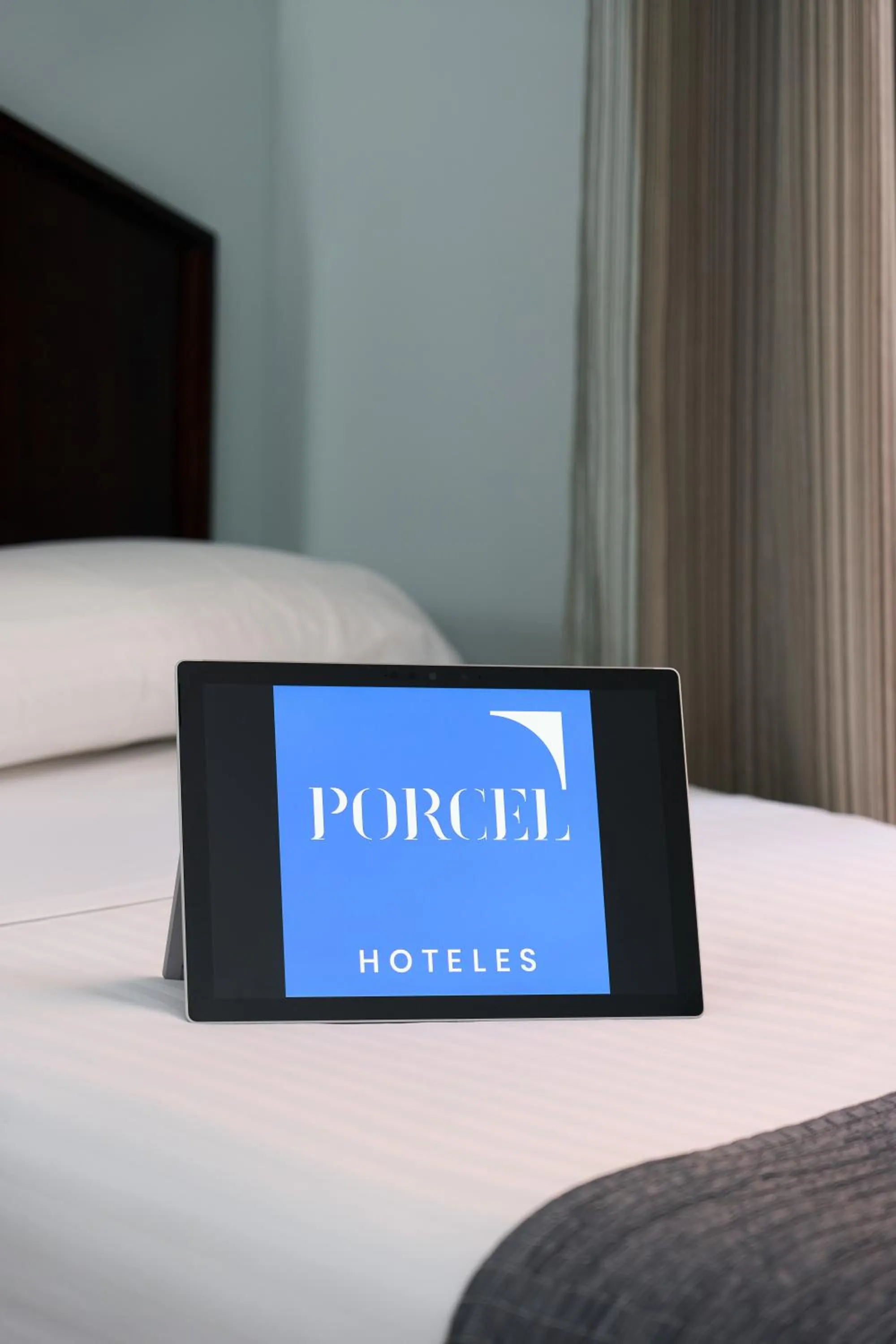 Logo/Certificate/Sign, Bed in Porcel Navas