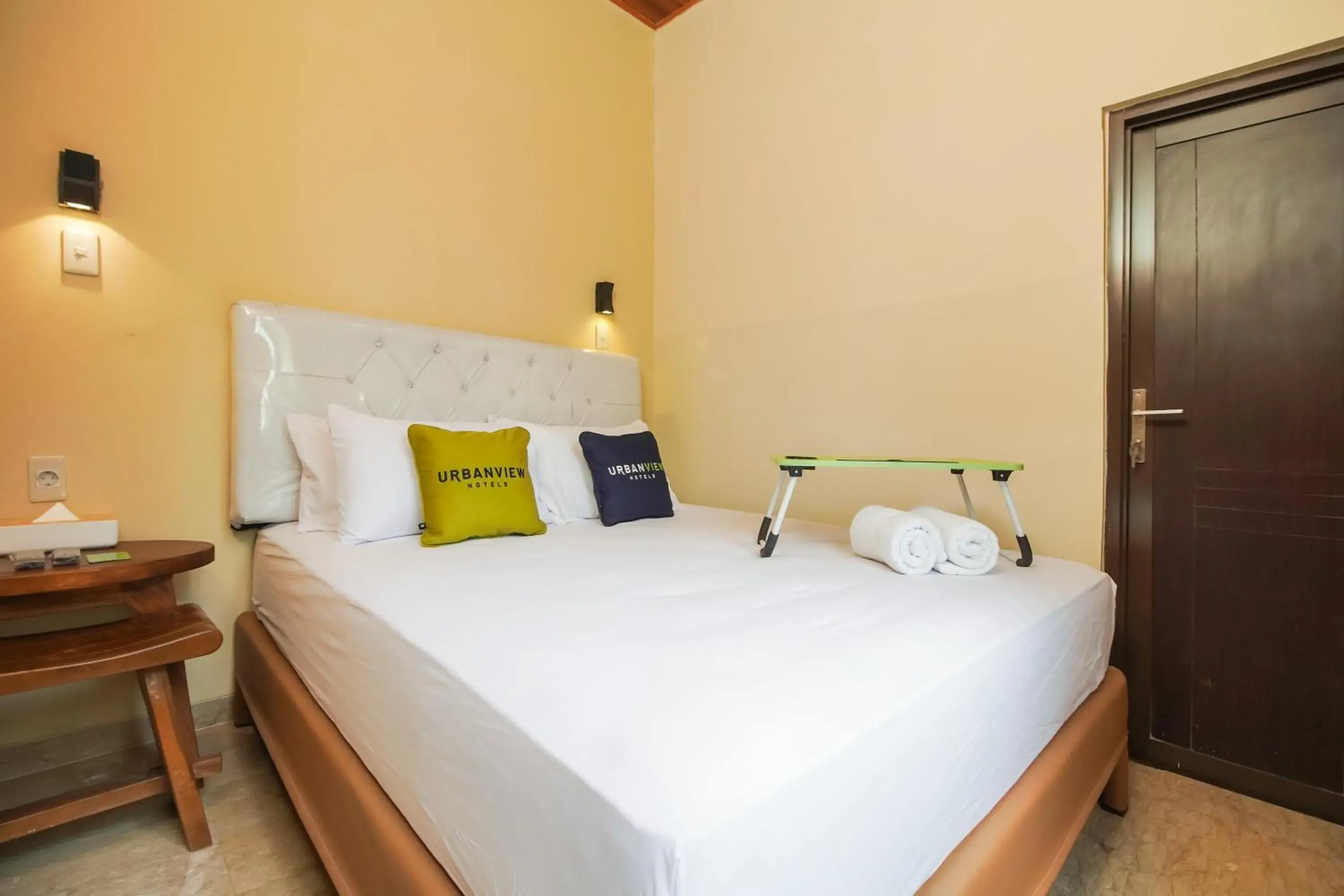 Superior Double Room in Urbanview Hotel Cantee Halim Perdanakusuma by RedDoorz Superior Double Room in Urbanview Hotel Cantee Halim Perdanakusuma by RedDoorz