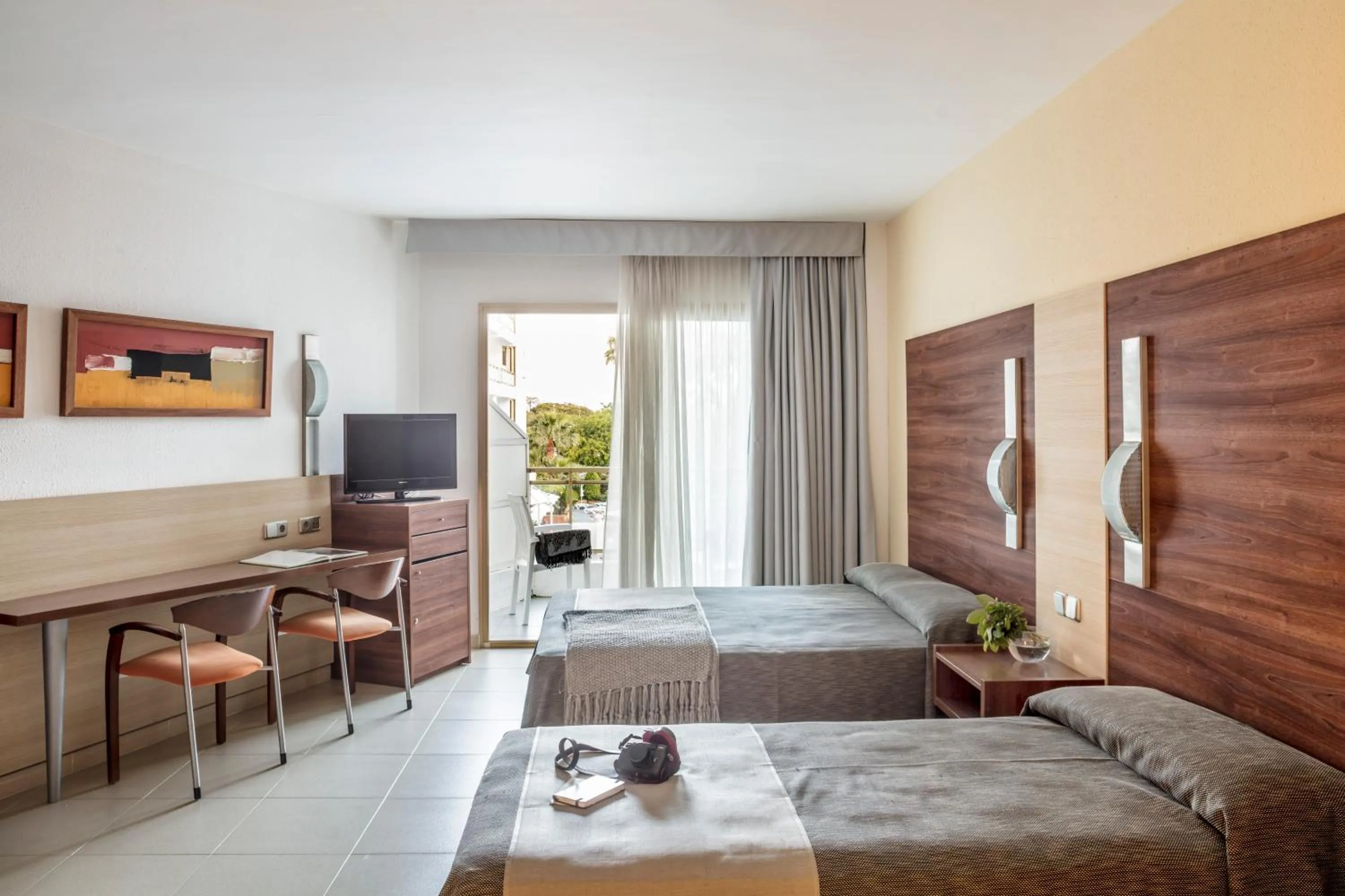 Photo of the whole room, Bed in AQUA Hotel Aquamarina & Spa