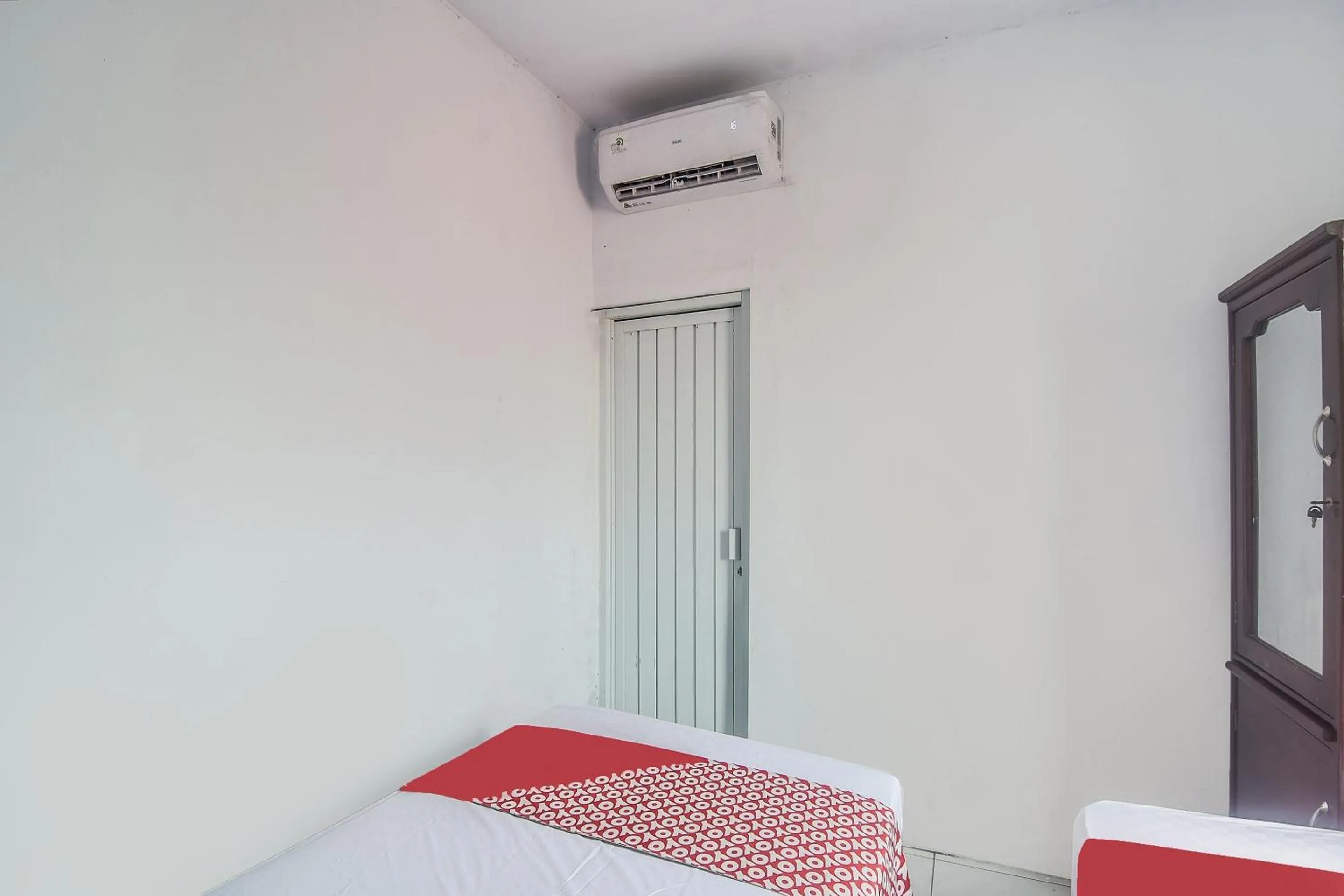 Bedroom, Bed in Hotel O 3m Kost Dan Homestay