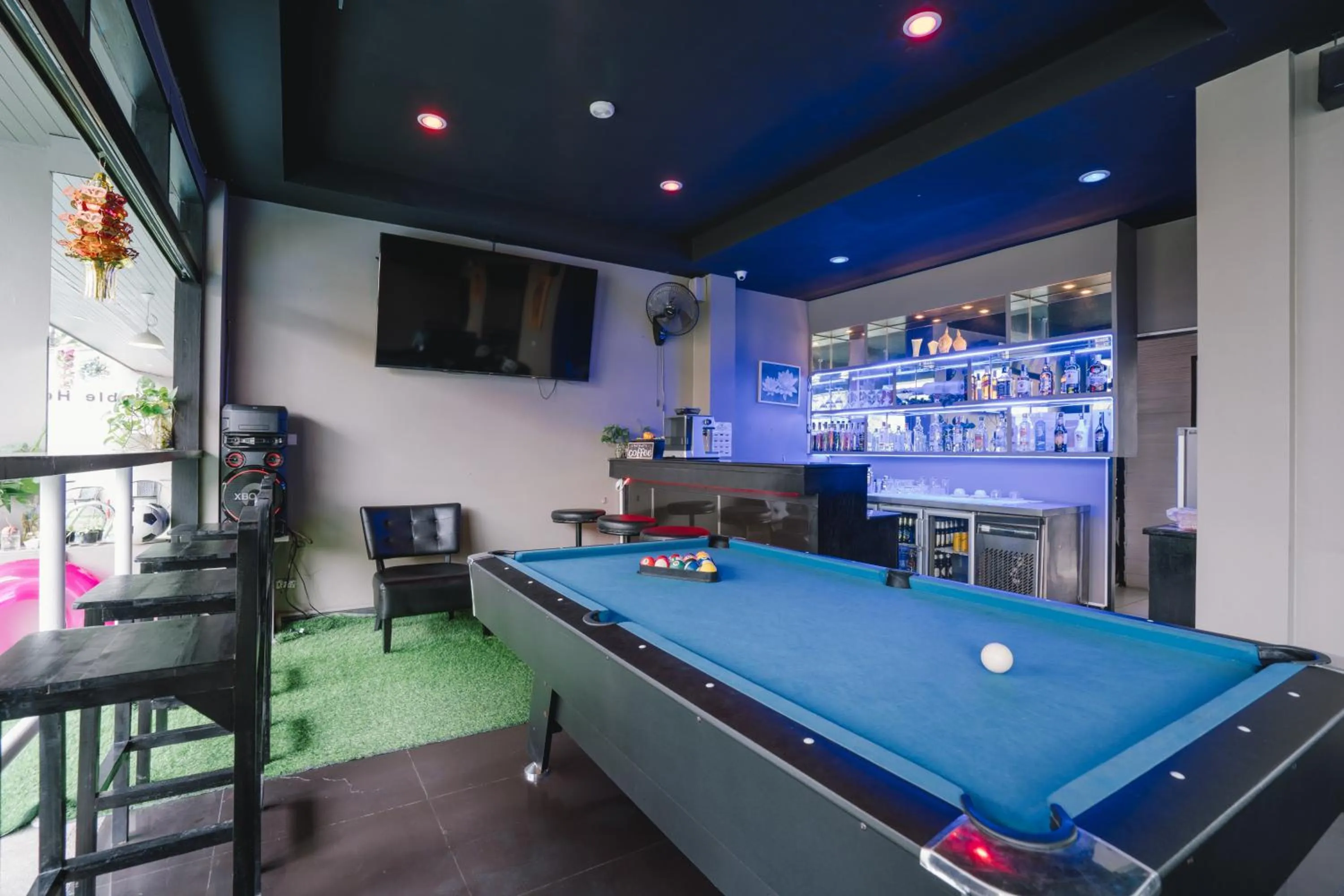 Lounge or bar in Noble House Patong