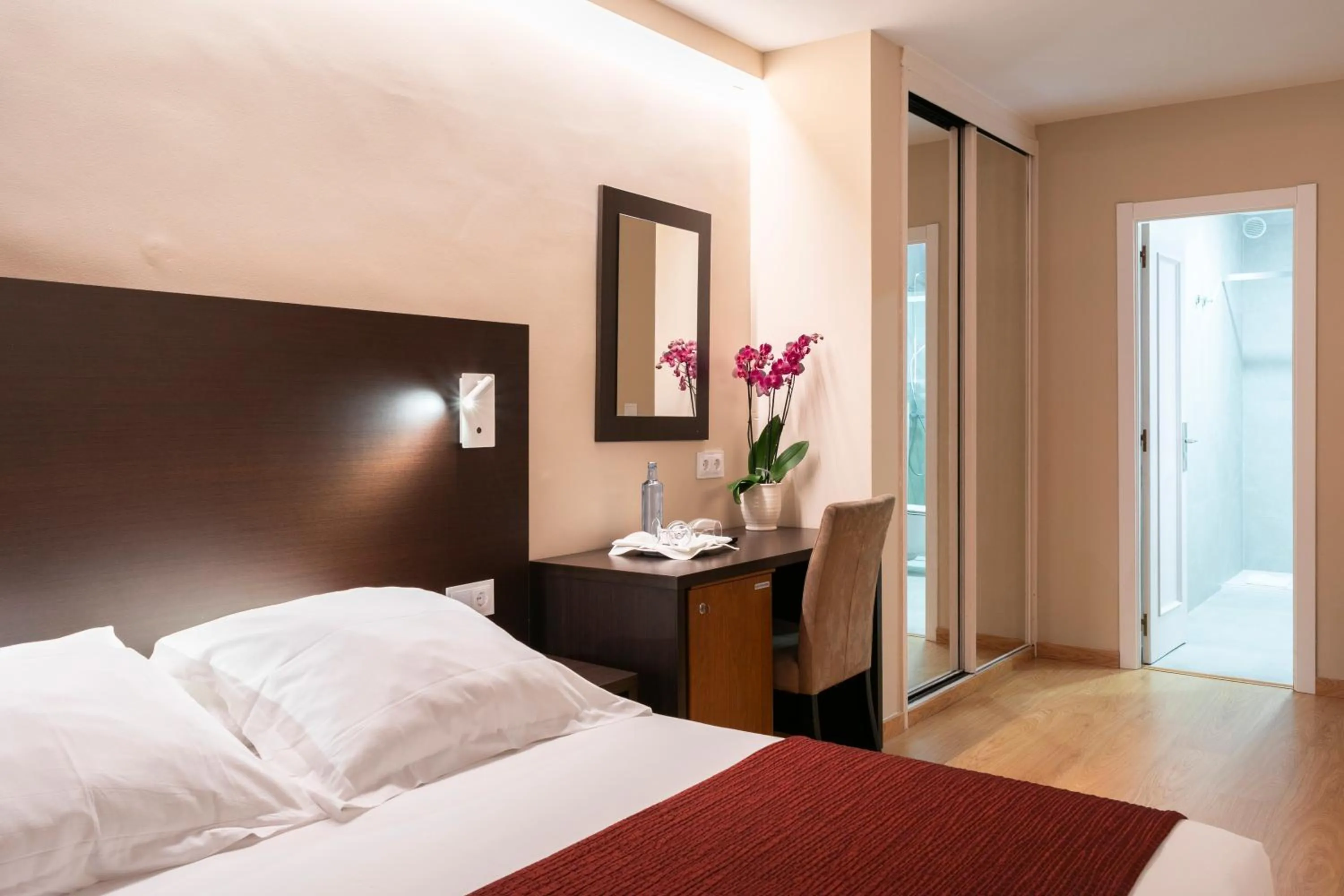 Family, Bed in Hotel Santiago Apóstol