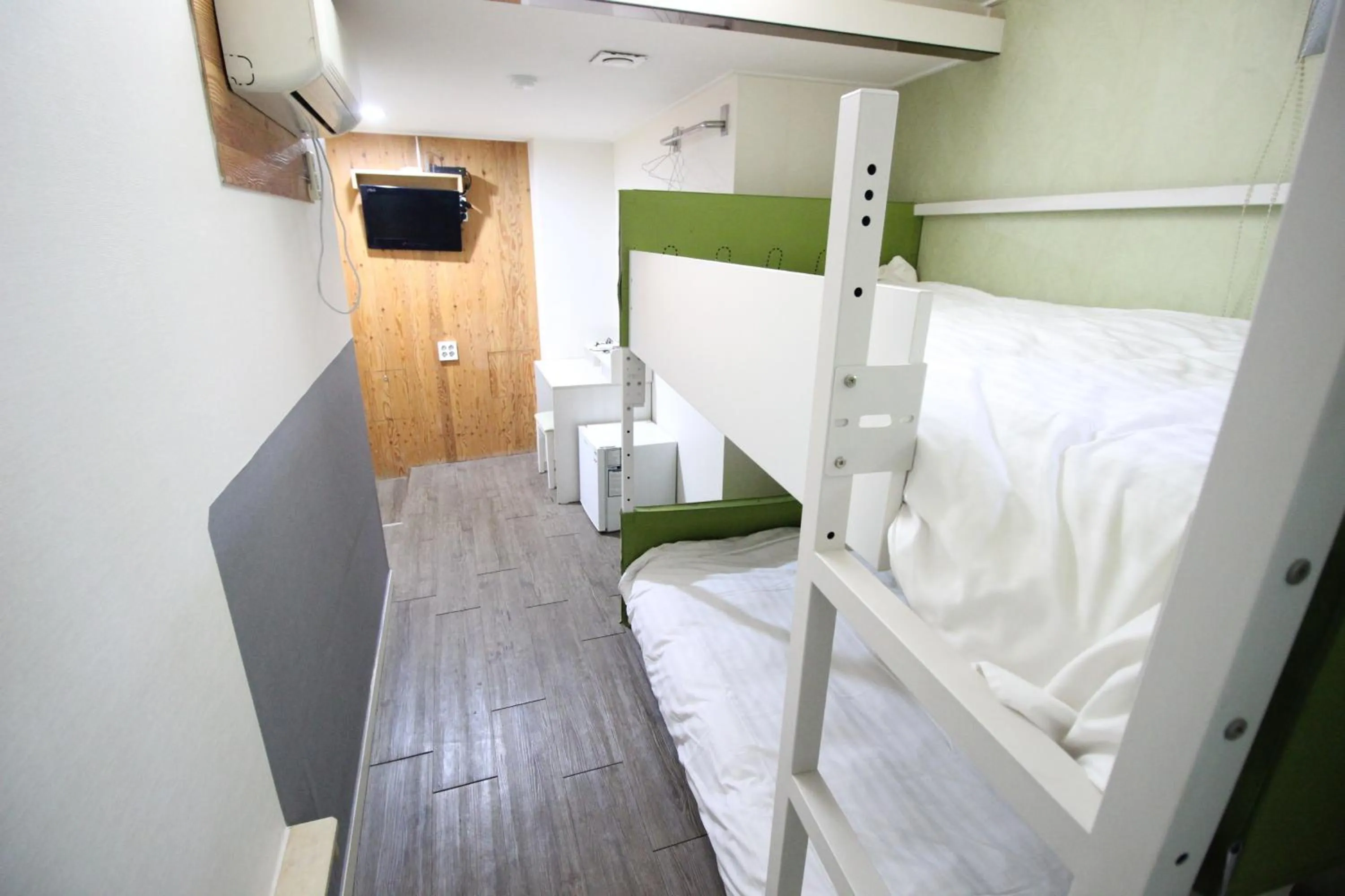 Bed in Hostel Kpop