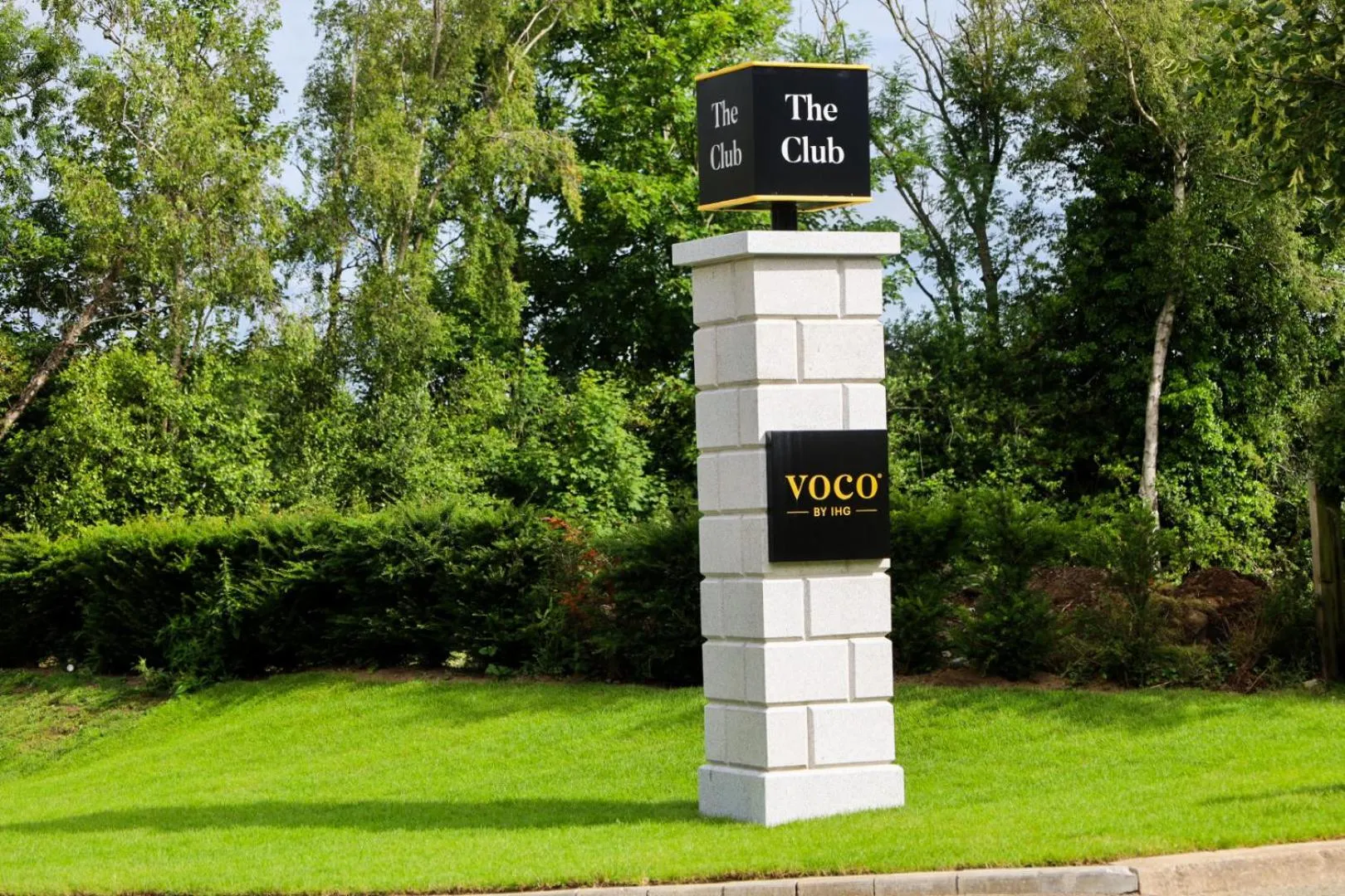 Facade/entrance in voco The Club - Dublin Gateway by IHG