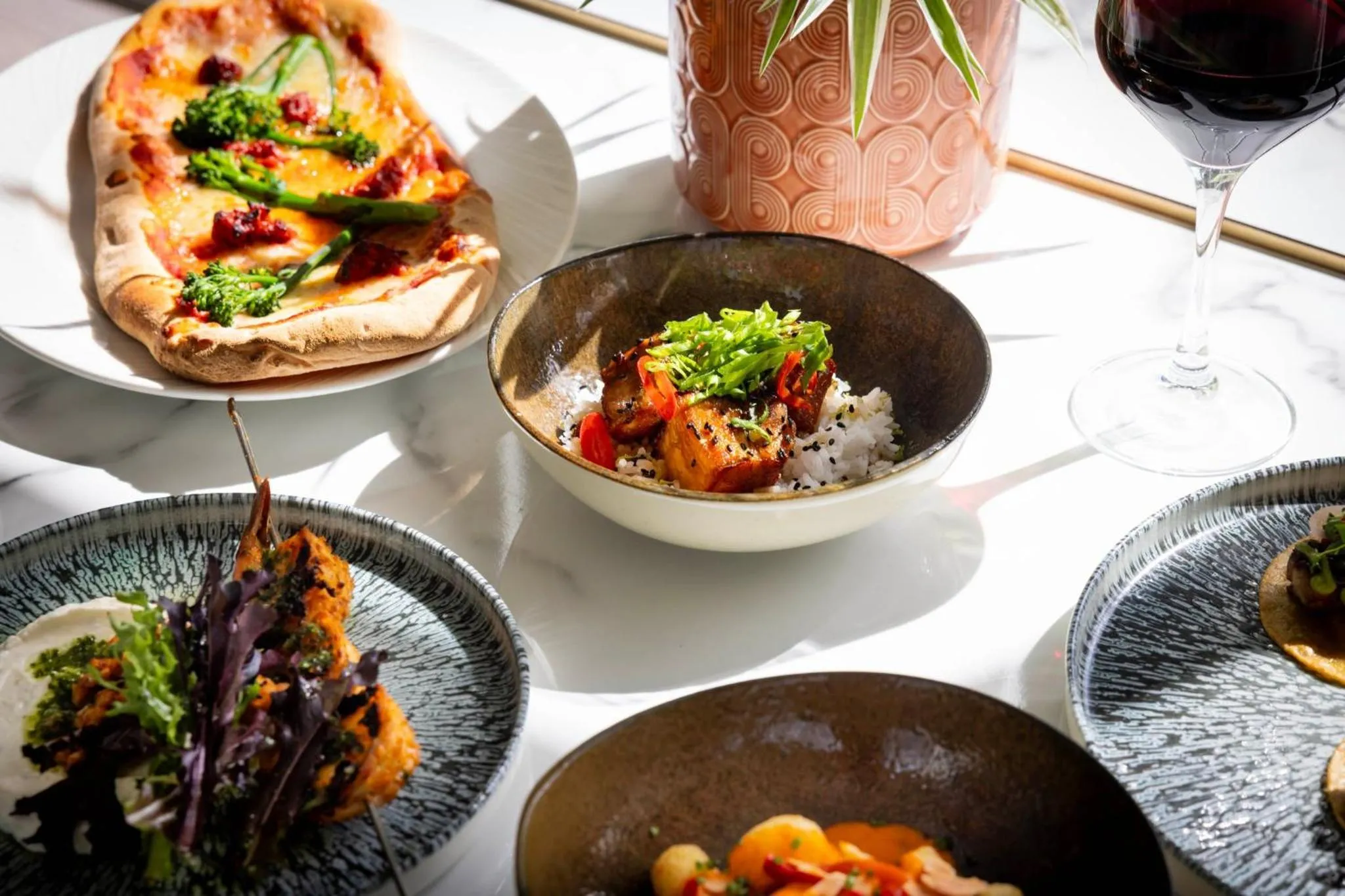 Restaurant/places to eat in voco The Club - Dublin Gateway by IHG