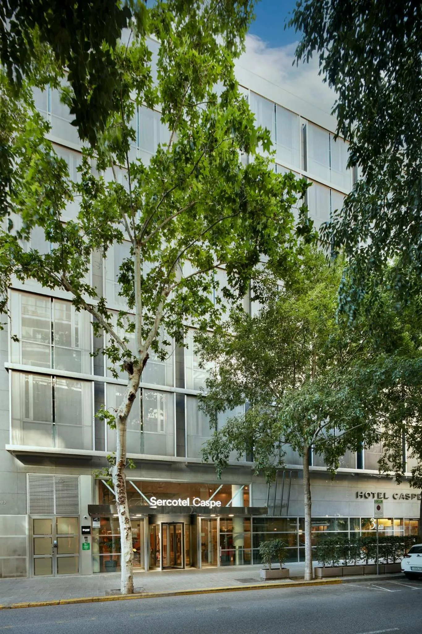 Facade/entrance in Sercotel Caspe