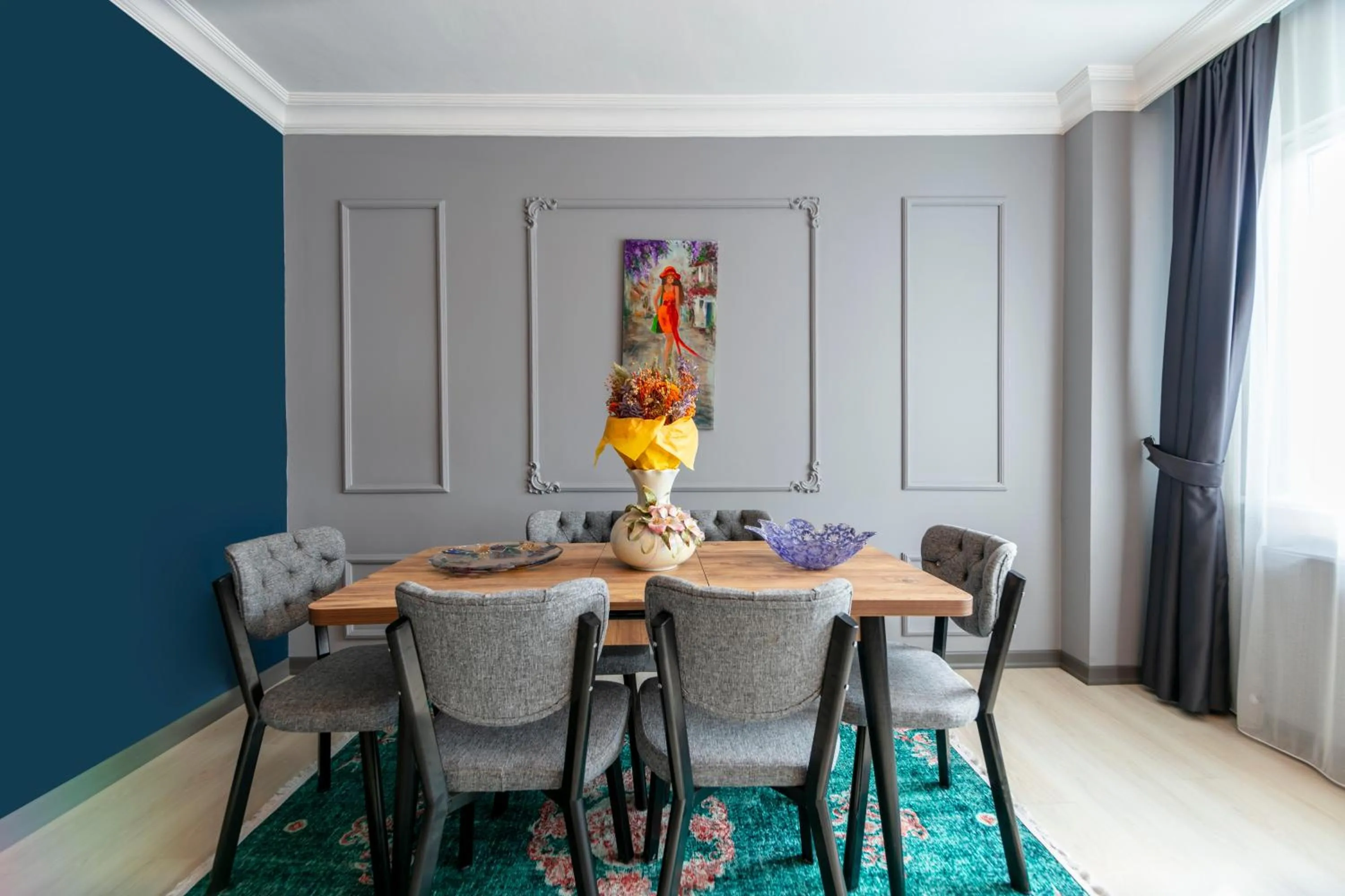 Dining area in Hexa Suites Hotel