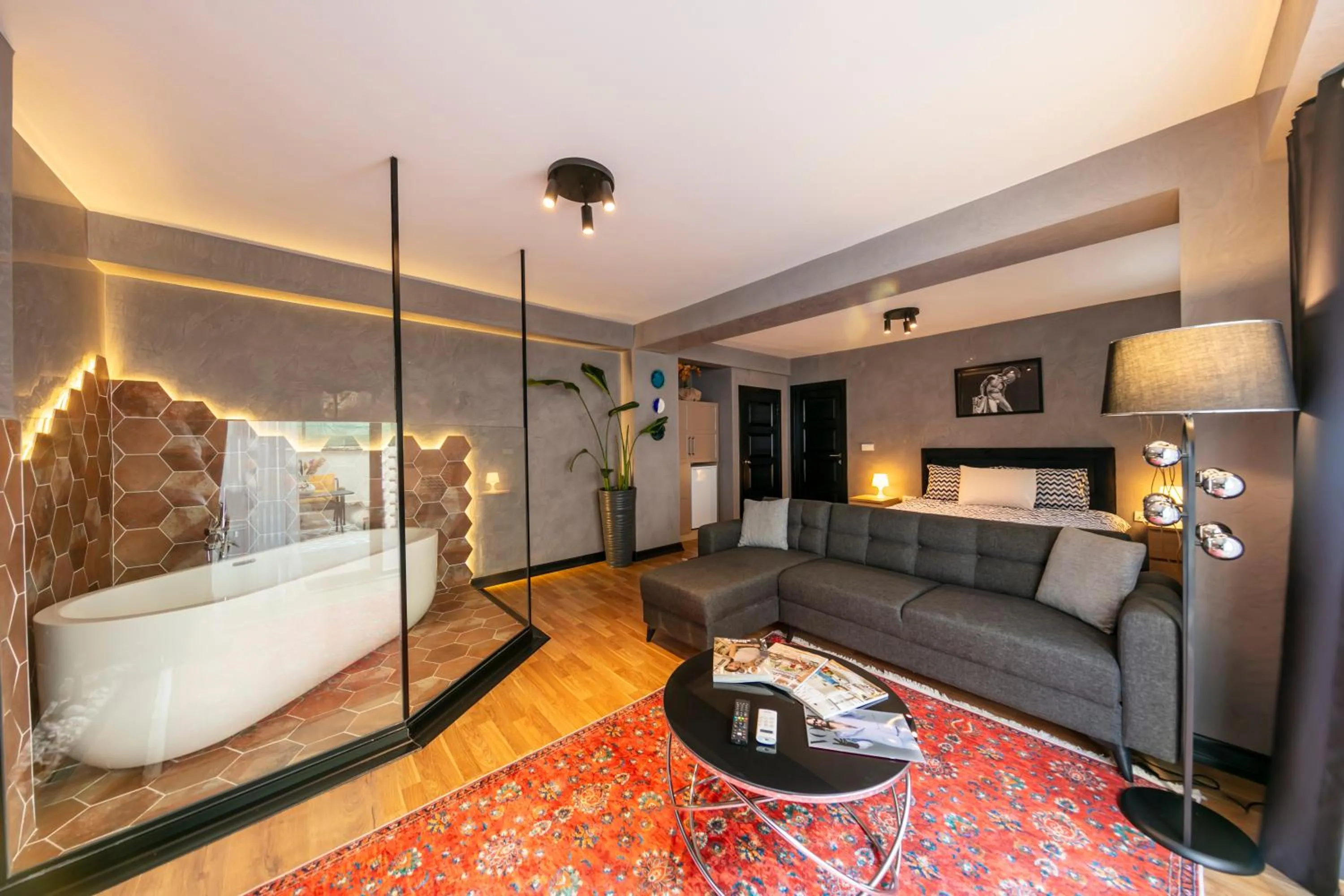 Photo of the whole room in Hexa Suites Hotel