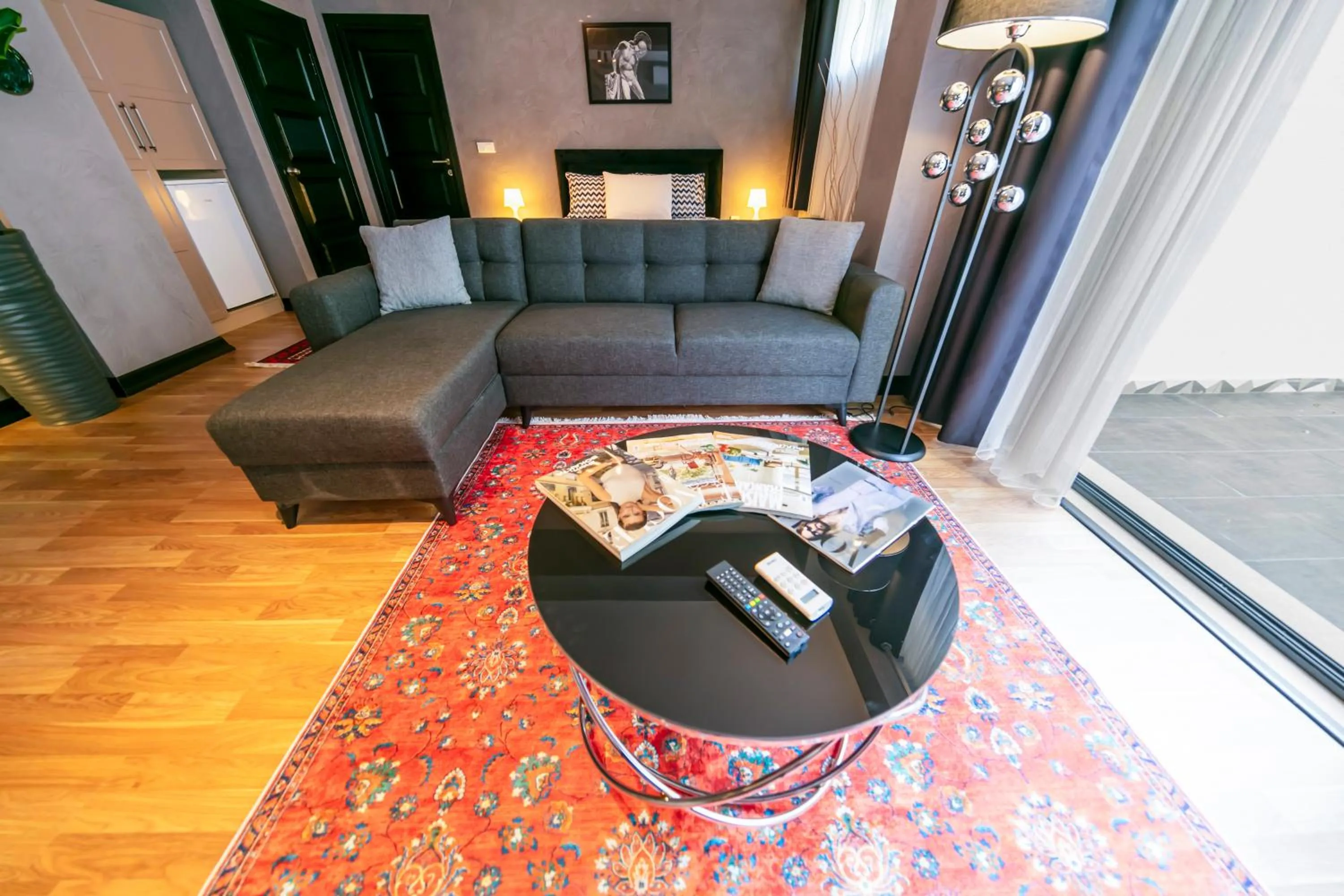 Seating area in Hexa Suites Hotel