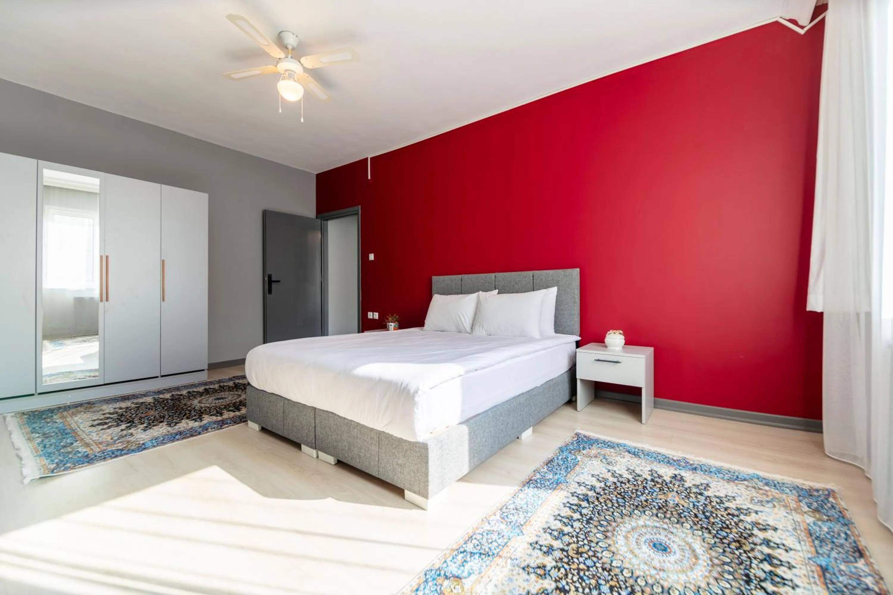 Bedroom, Bed in Hexa Suites Hotel