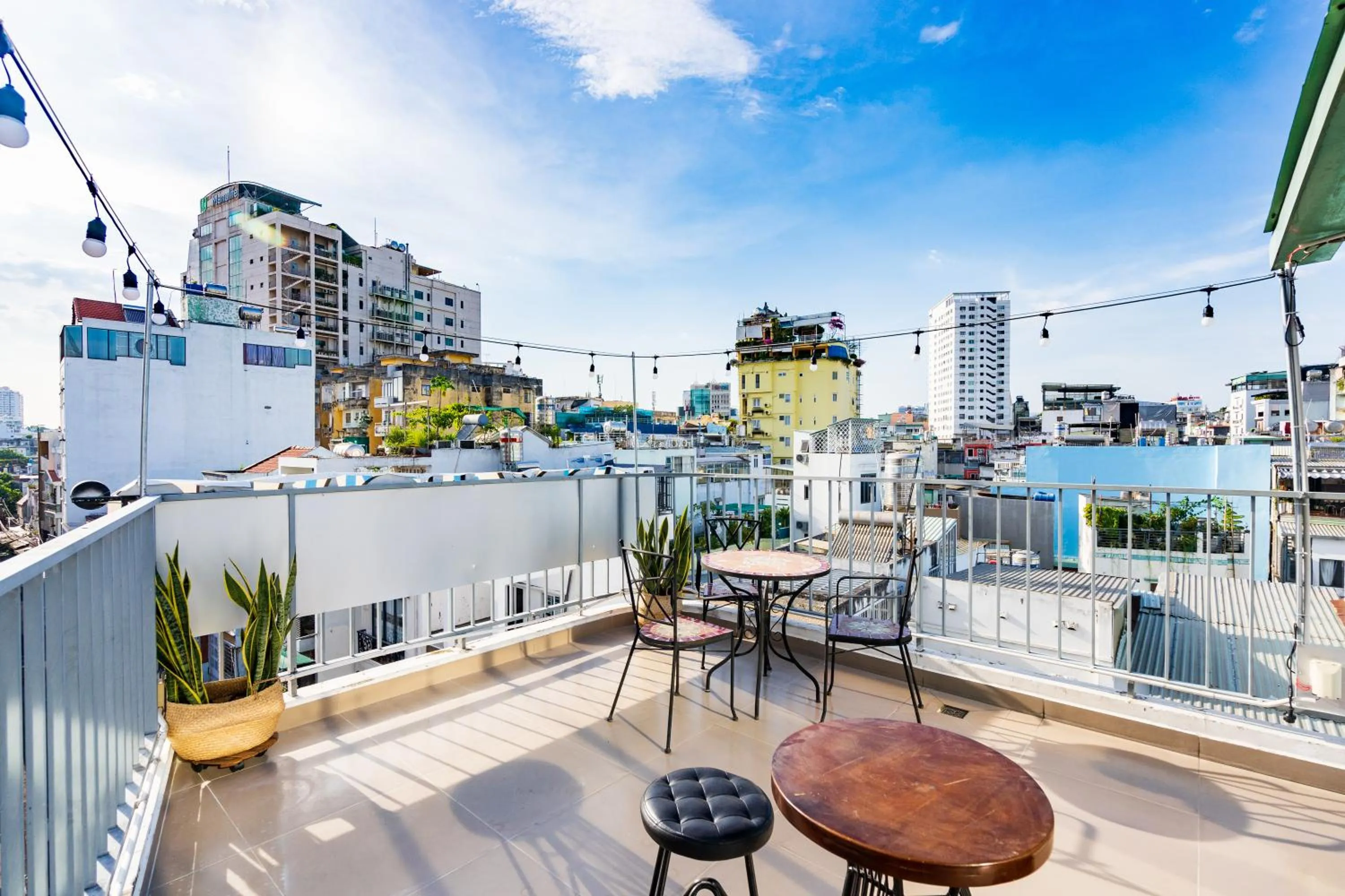 Property building in Ekomo Home 102 - Central Saigon