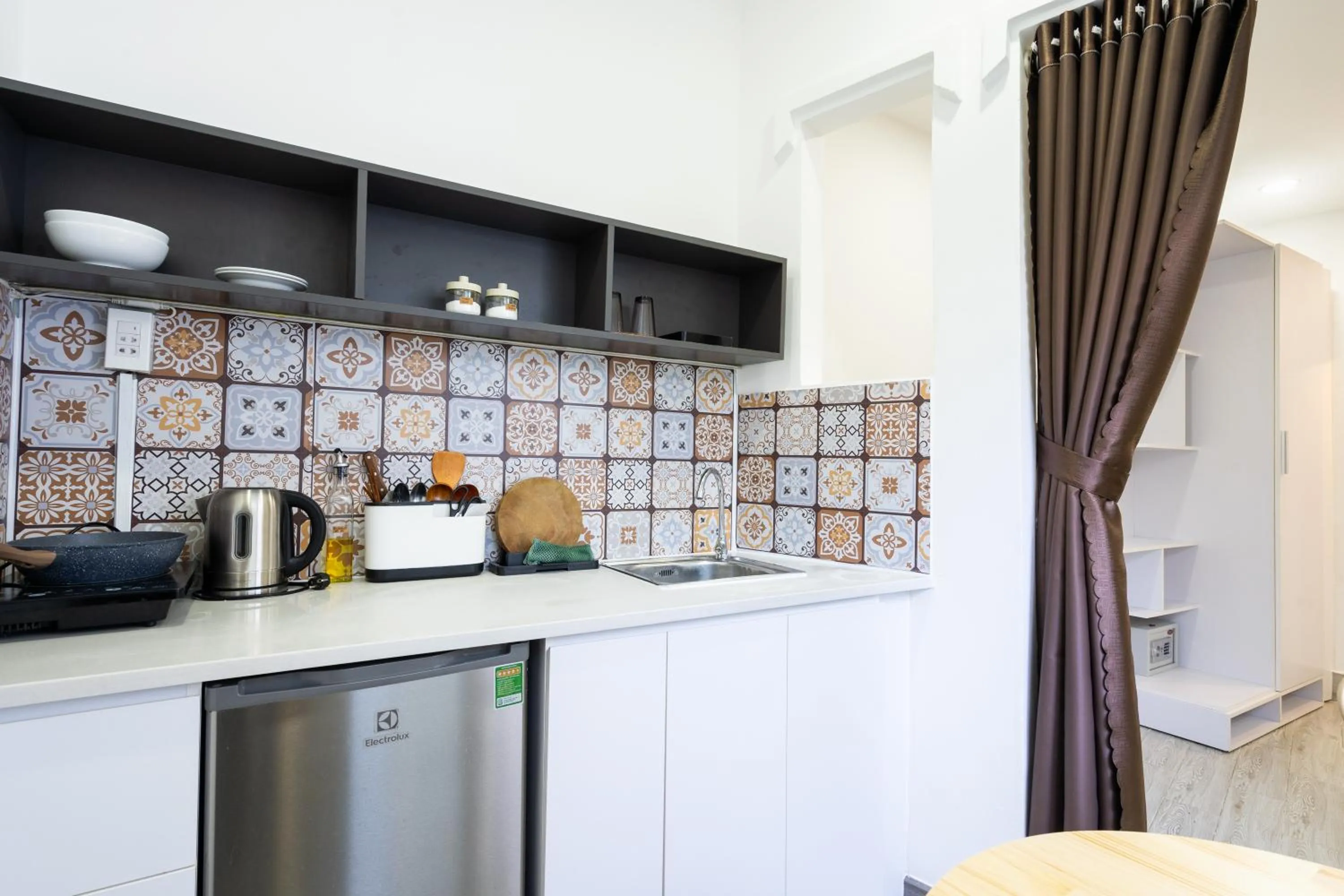 Kitchen or kitchenette in Ekomo Home 102 - Central Saigon