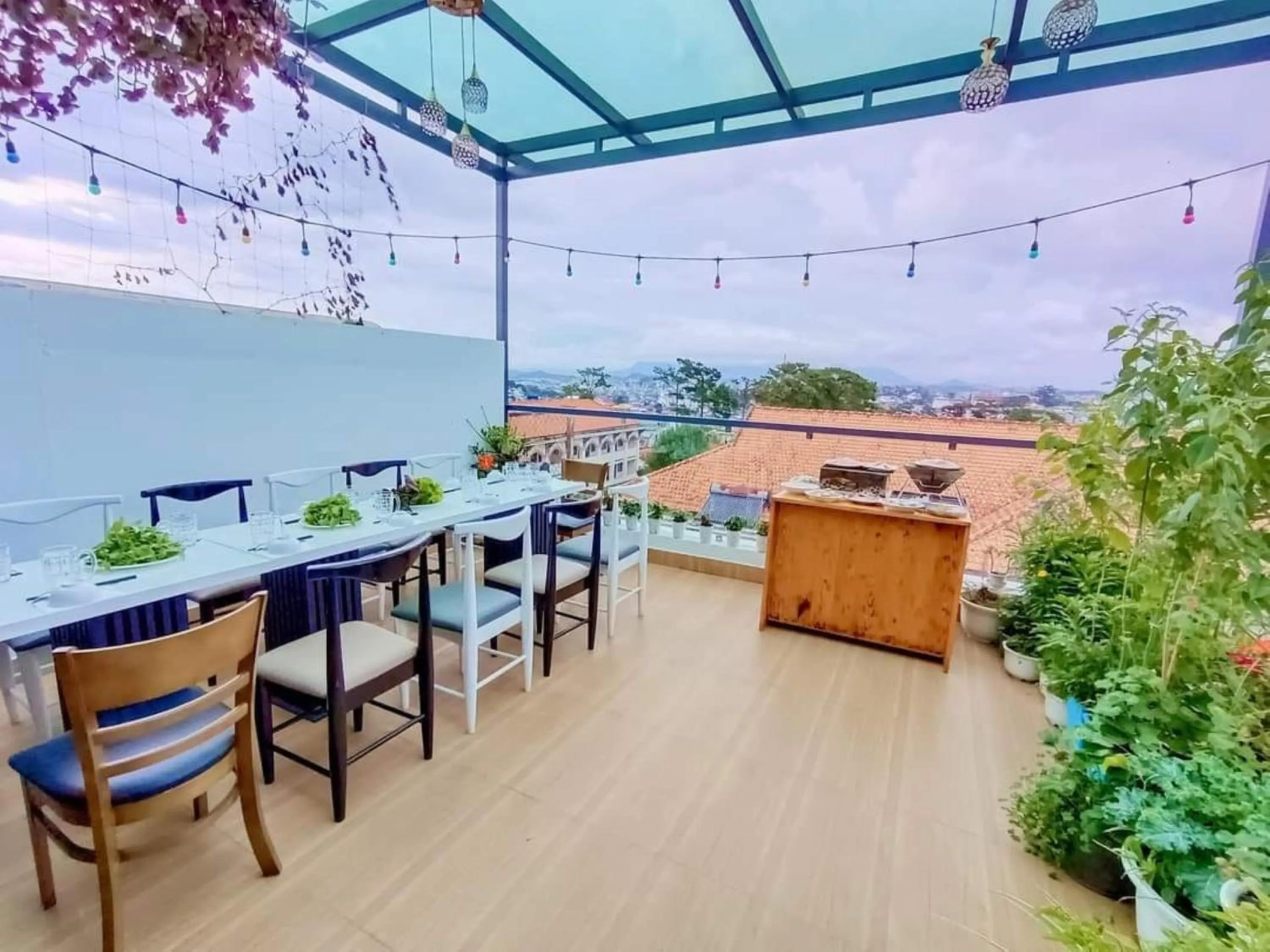 Balcony/Terrace in WHITE COFFEE HOUSE HOTEL