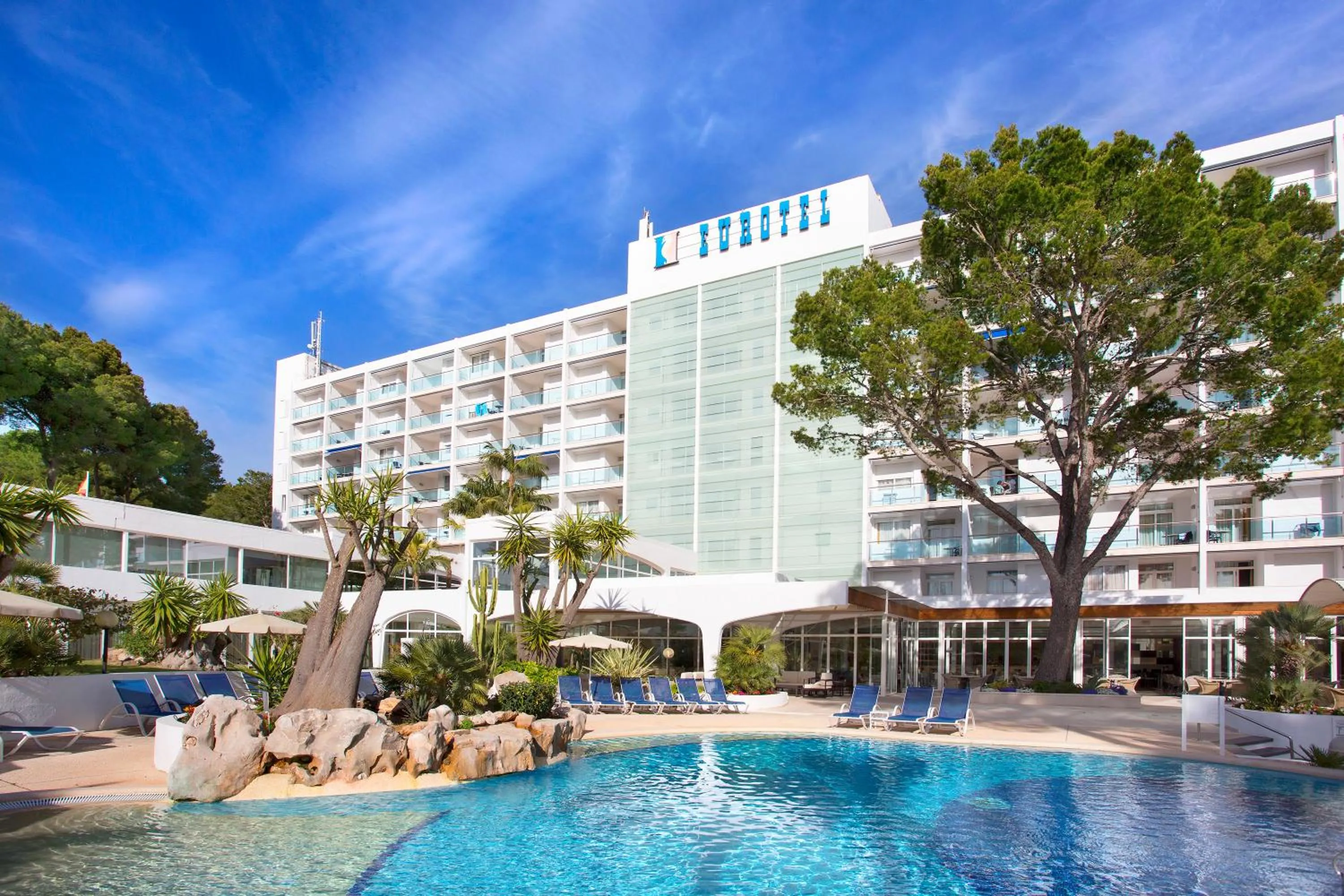 Property building in Hipotels Eurotel Punta Rotja Spa-Golf