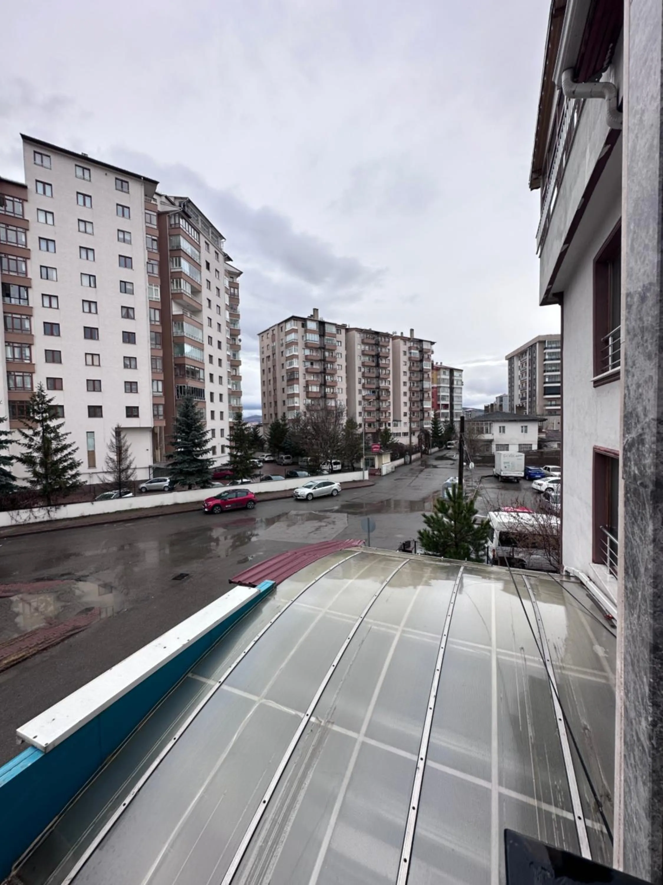 Quiet street view in Özkaya hotel