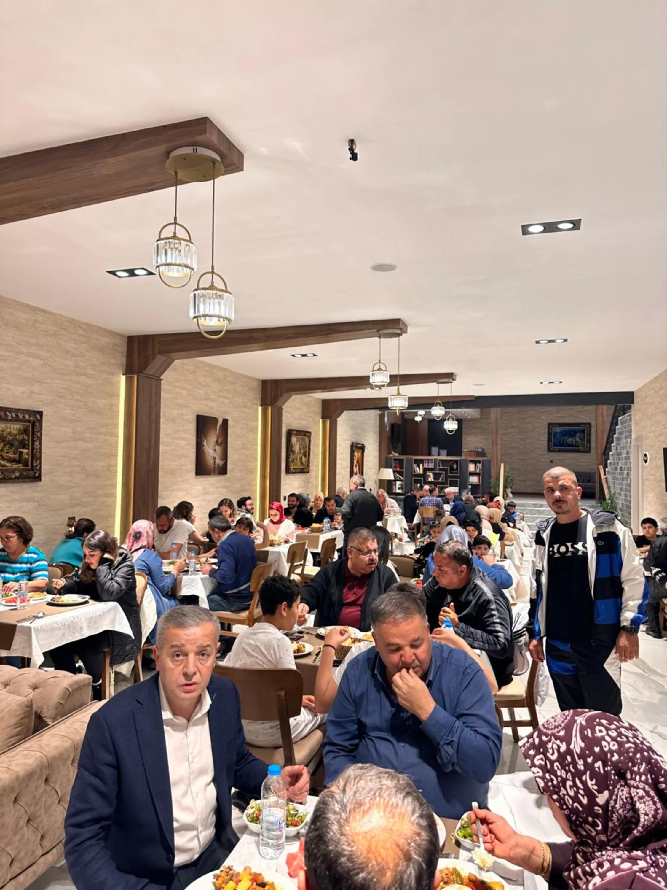 Restaurant/places to eat in Özkaya hotel