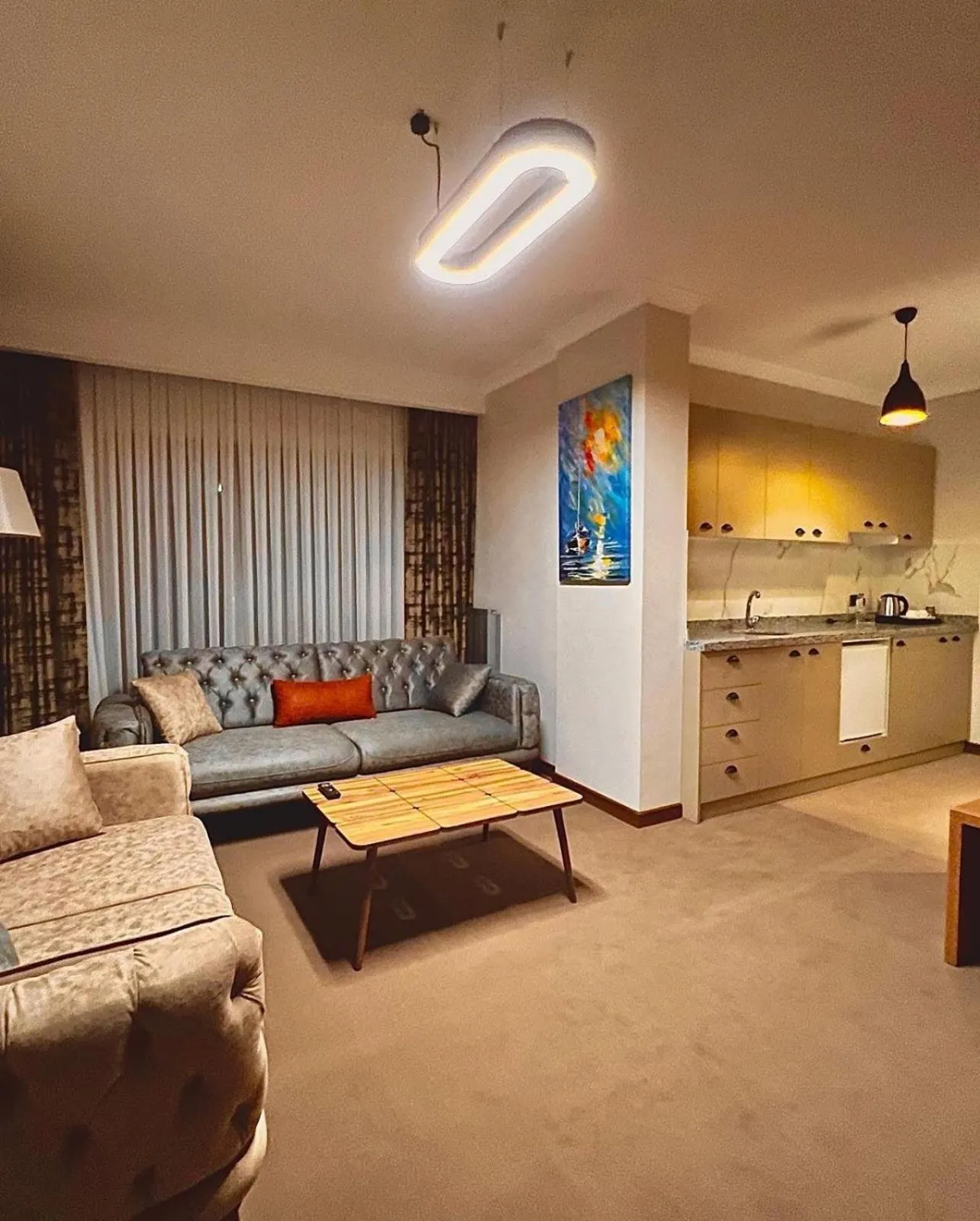 Kitchen or kitchenette in Özkaya hotel