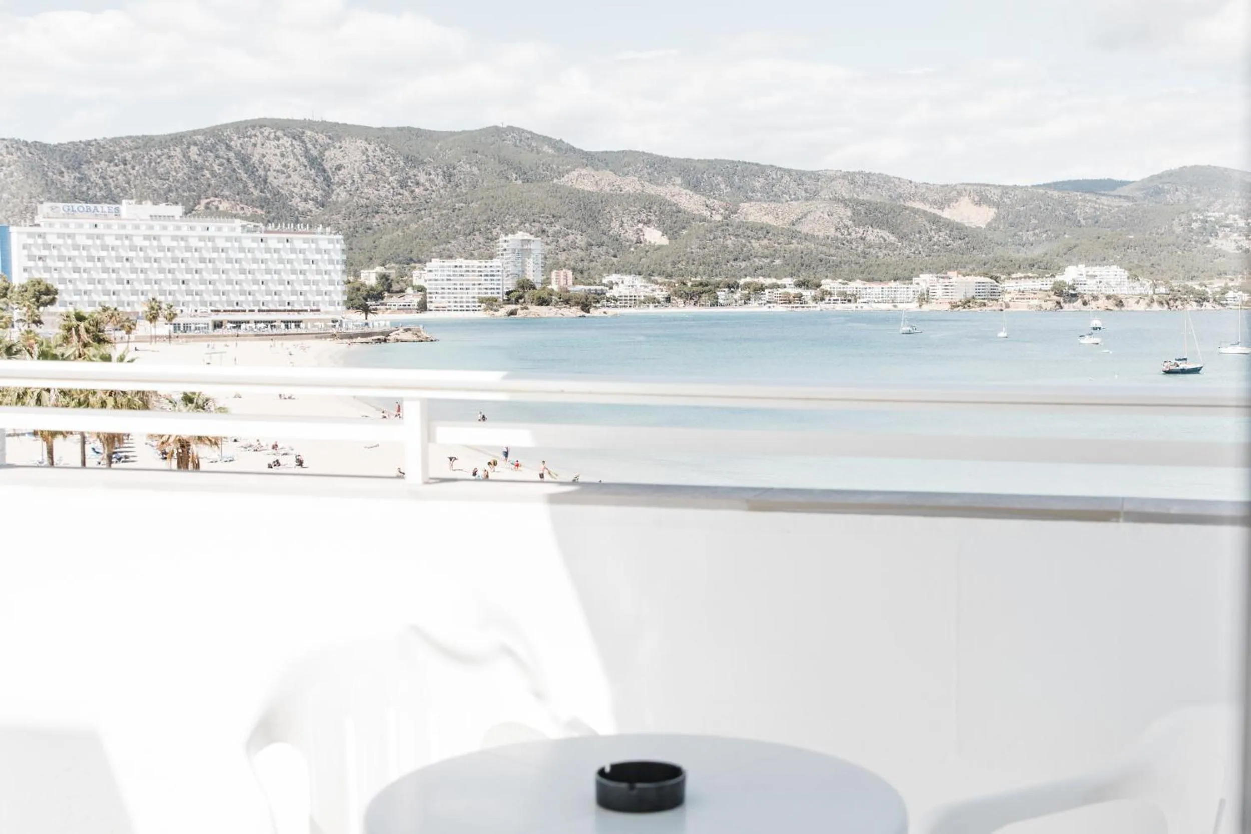 Sea view in Apartamentos Balear Beach