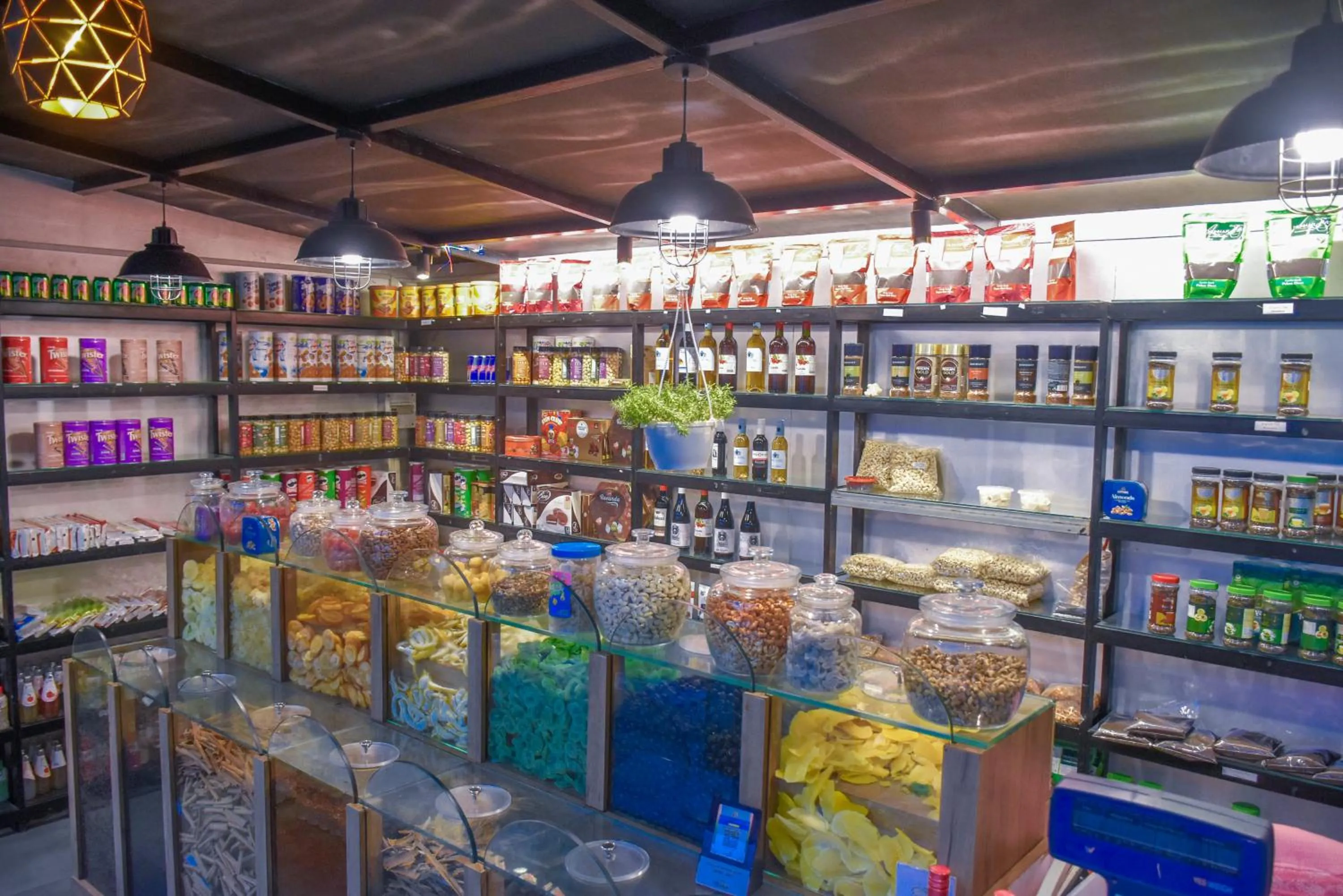 Shopping Area in Chill Berg Resort - Bodimettu