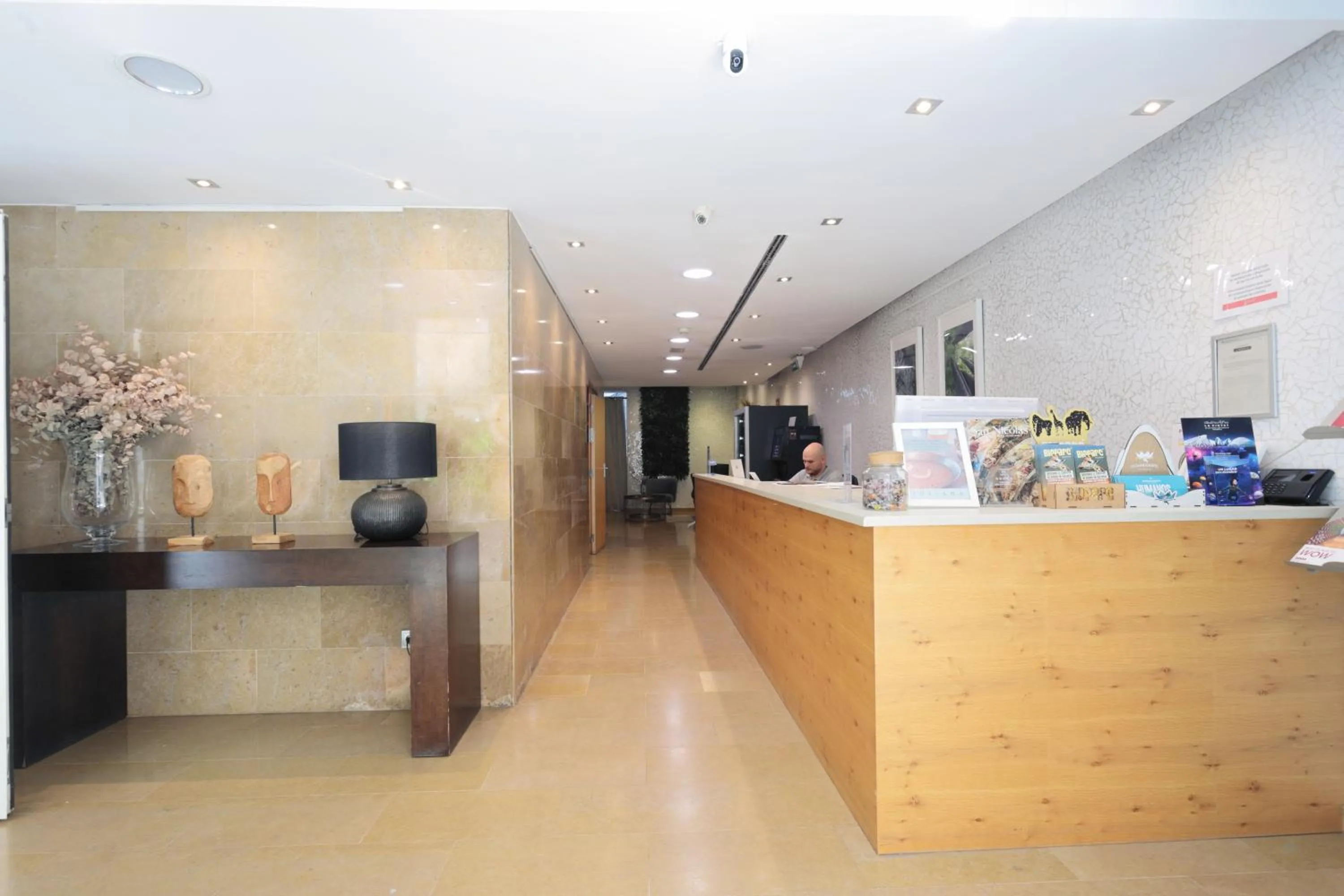 YOU & CO. J. Botánico Boutique