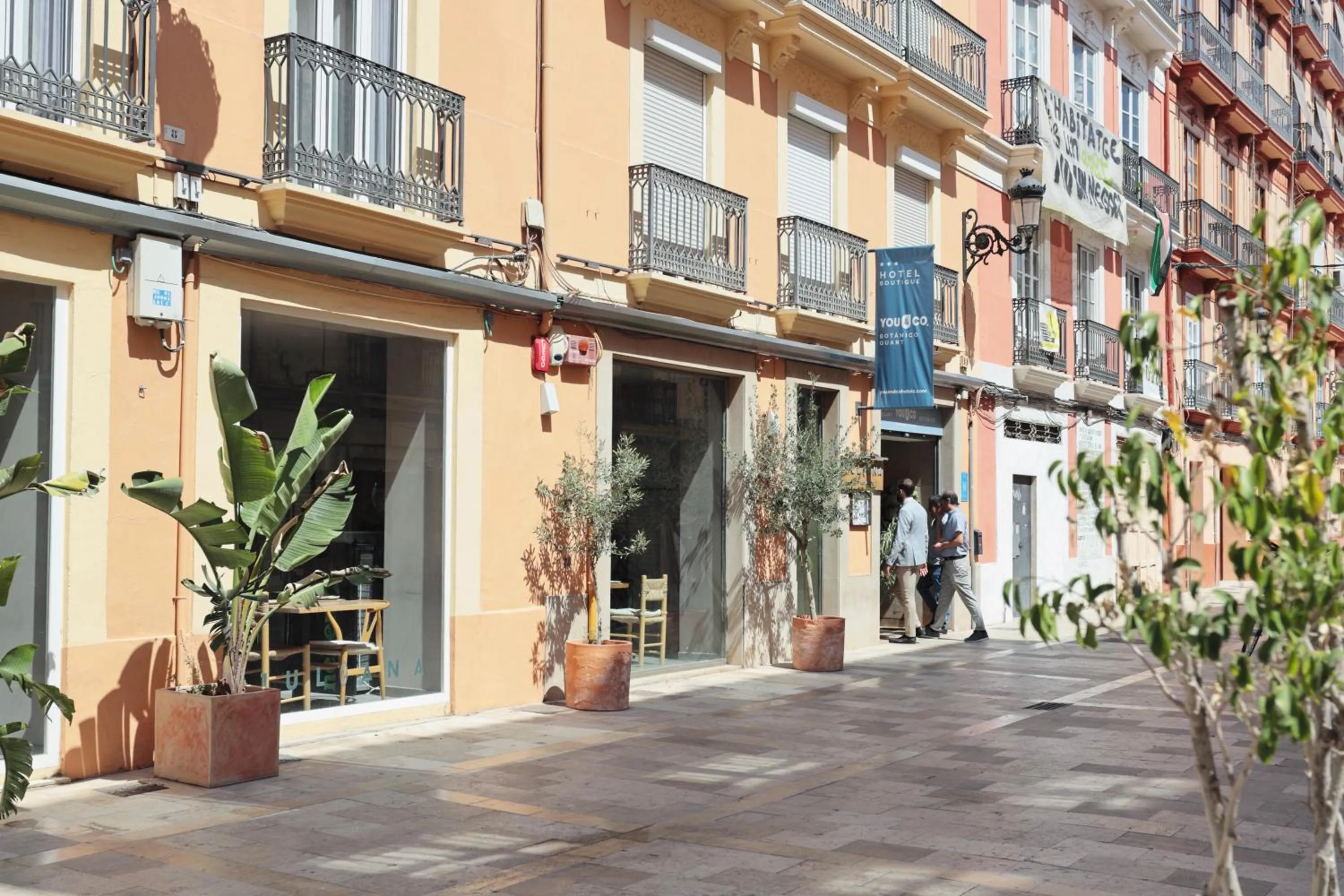 YOU & CO. J. Botánico Boutique