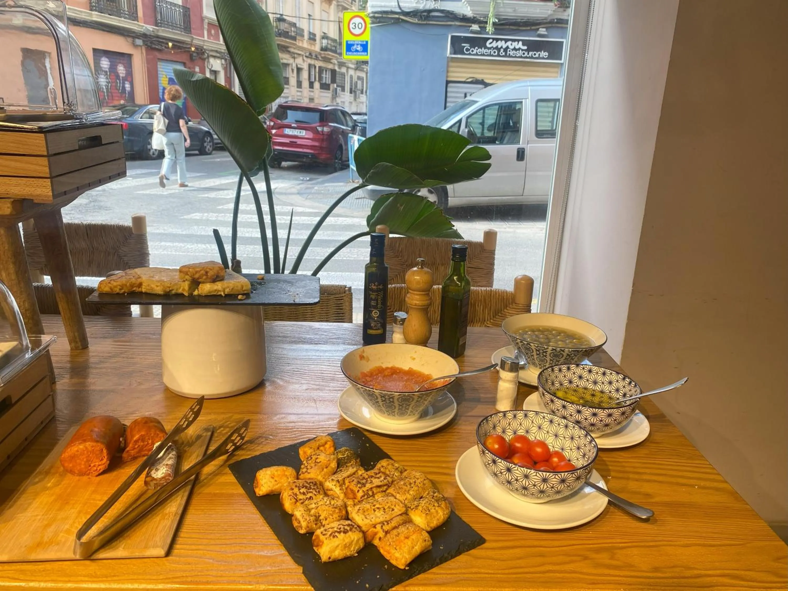 YOU & CO. J. Botánico Boutique