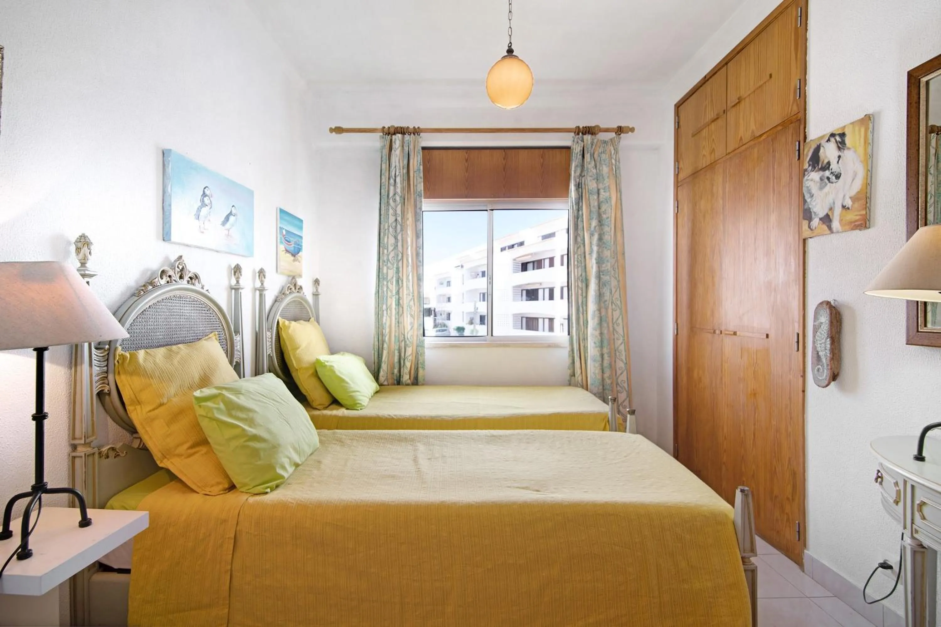 Living room, Bed in T3 Duplex Albufeira