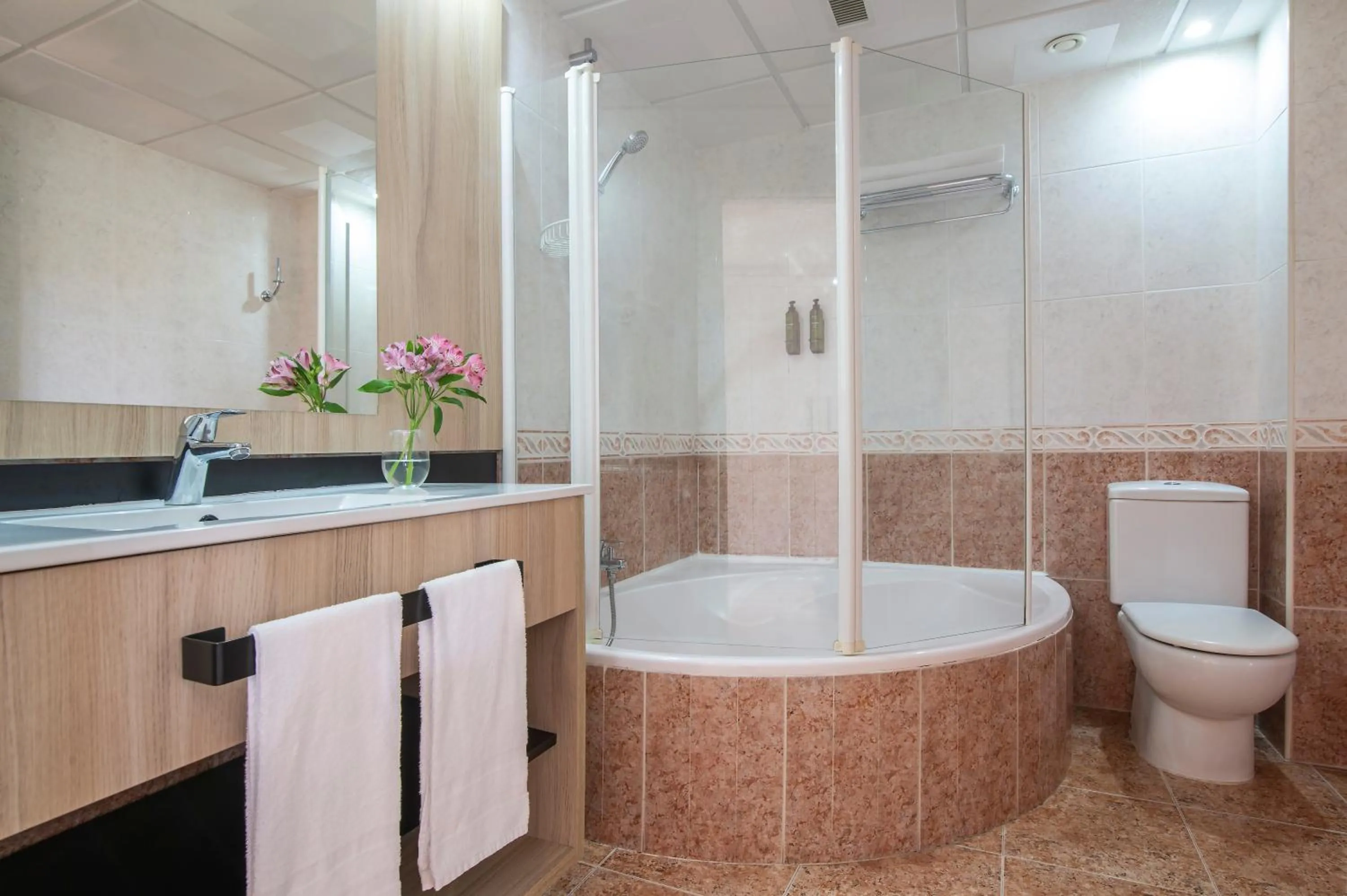 Bathroom in Hotel Benidorm East by Pierre & Vacances